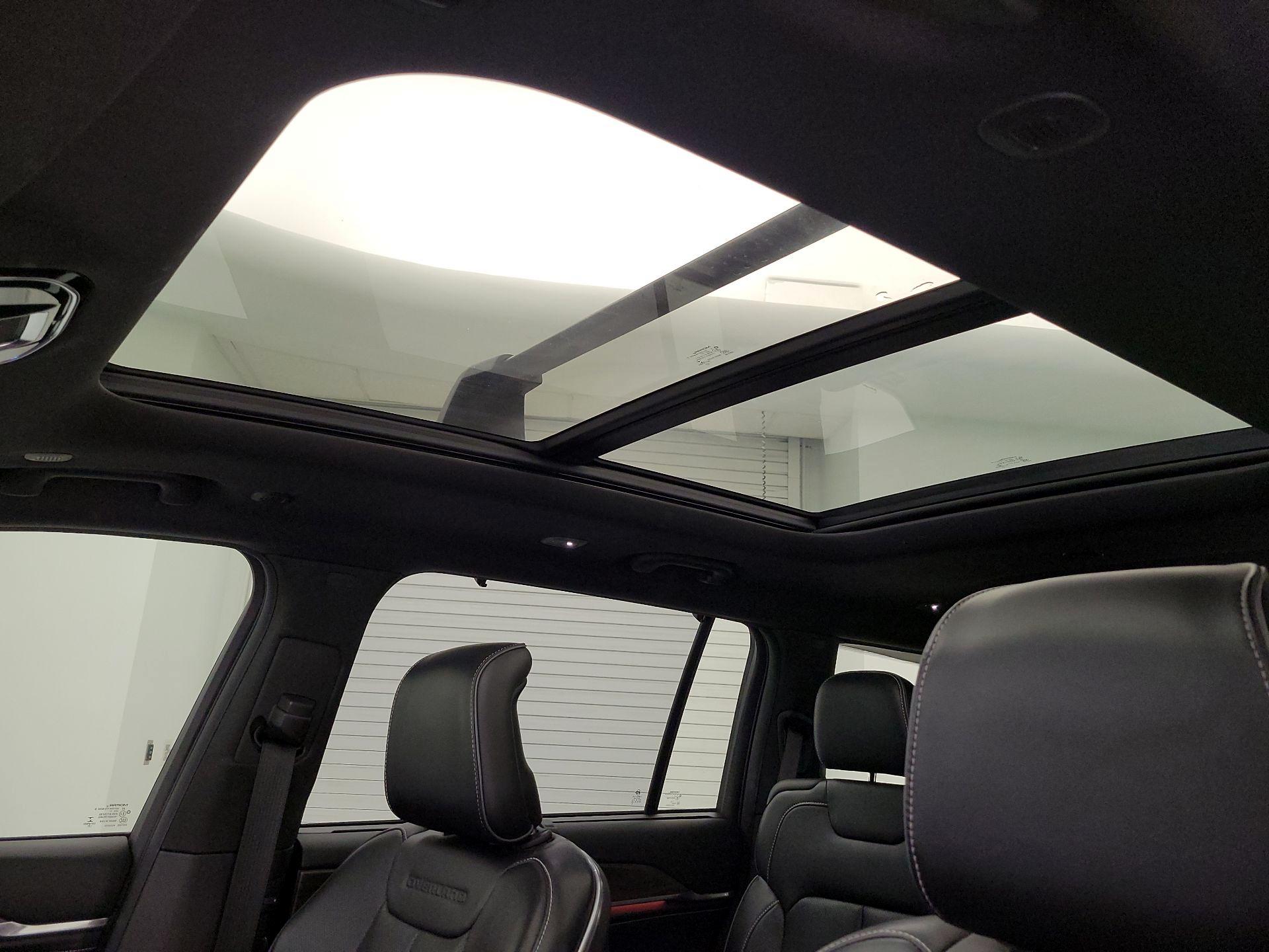 Thumbnail: 2021 Jeep Grand Cherokee L - 20