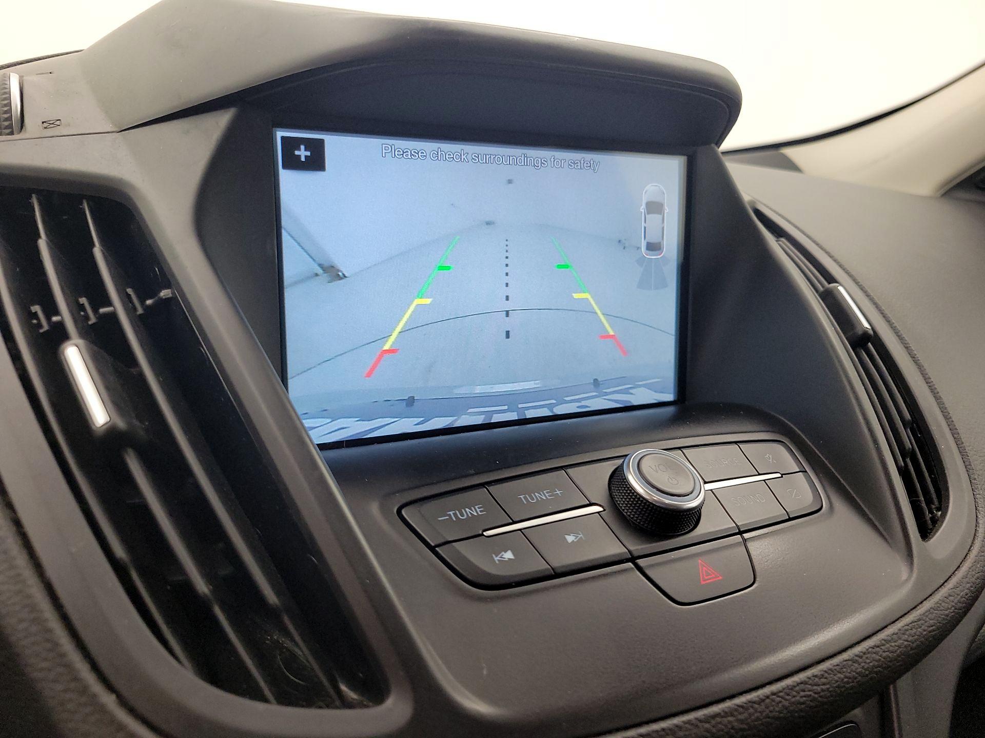 Thumbnail: 2019 Ford Escape - 14