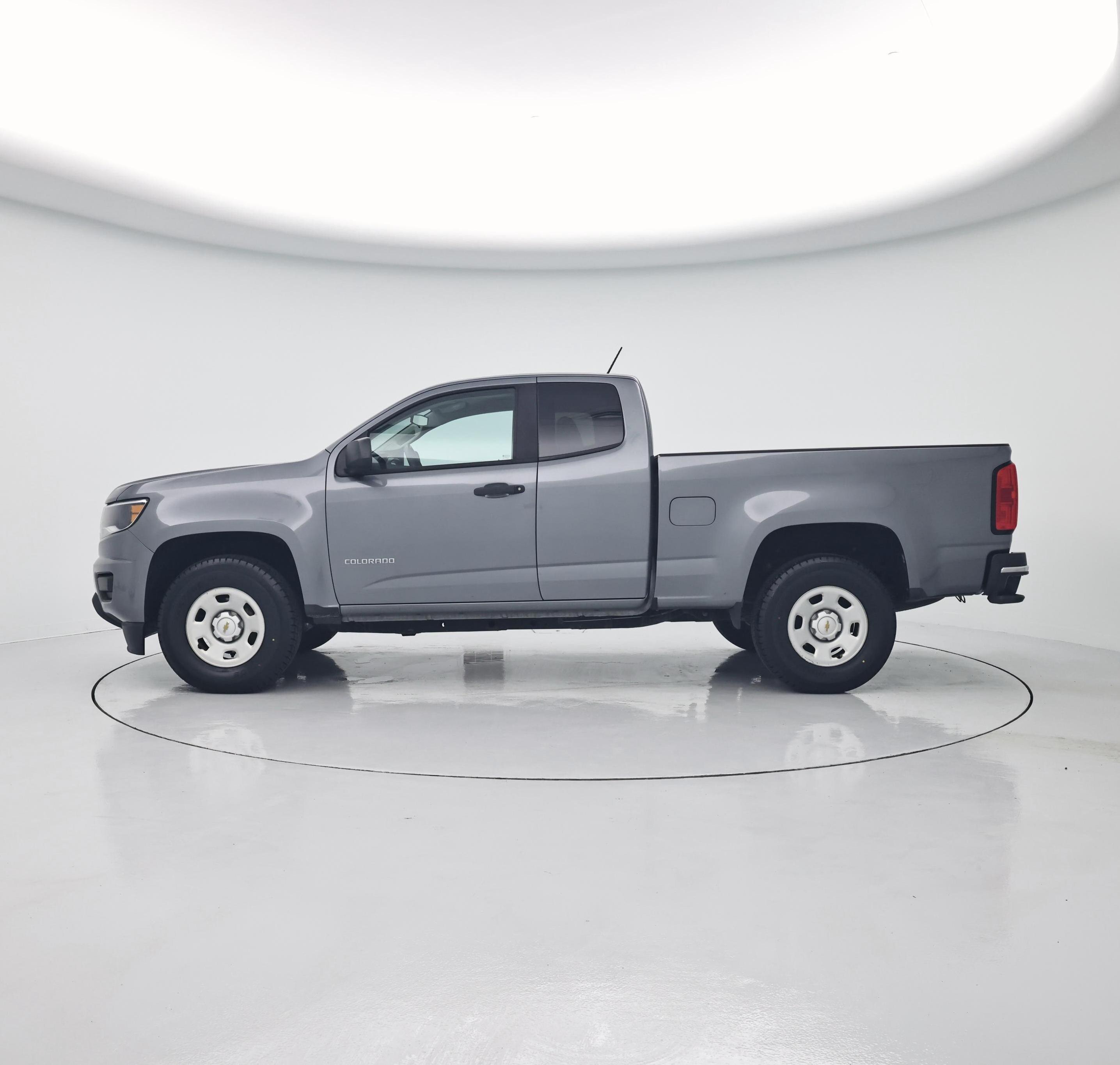 Thumbnail: 2018 Chevrolet Colorado - 3