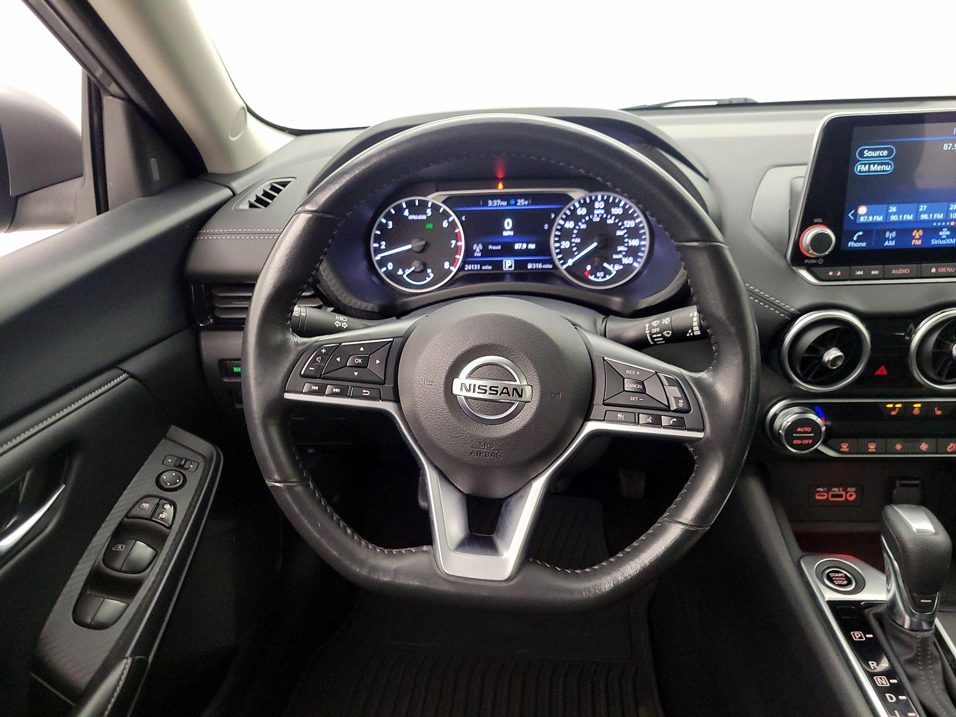 Thumbnail: 2023 Nissan Sentra - 10