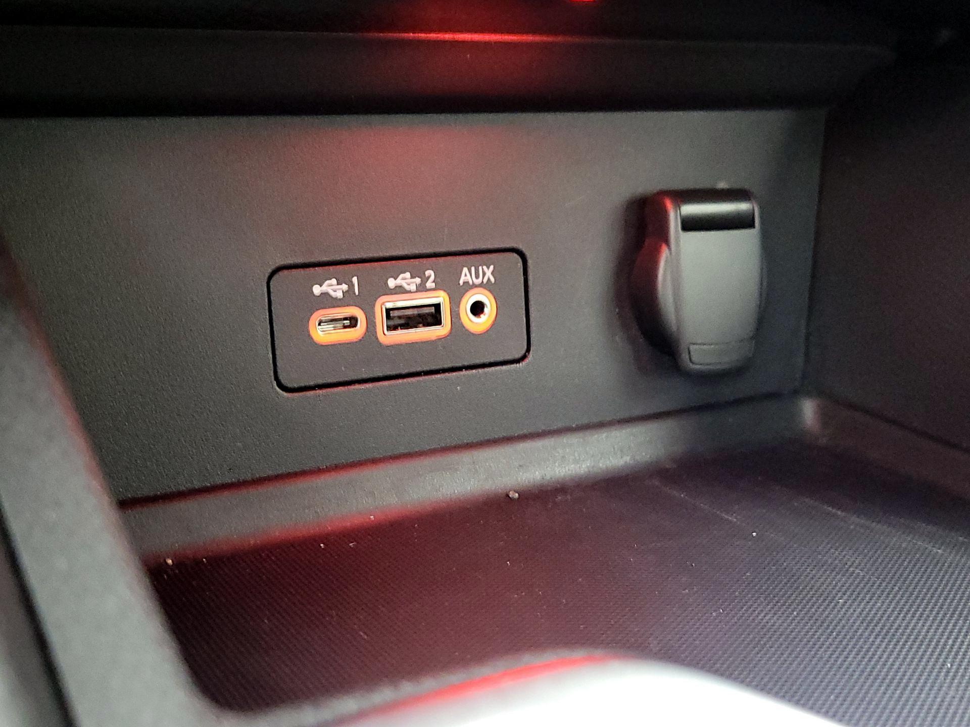 Thumbnail: 2023 Nissan Sentra - 18