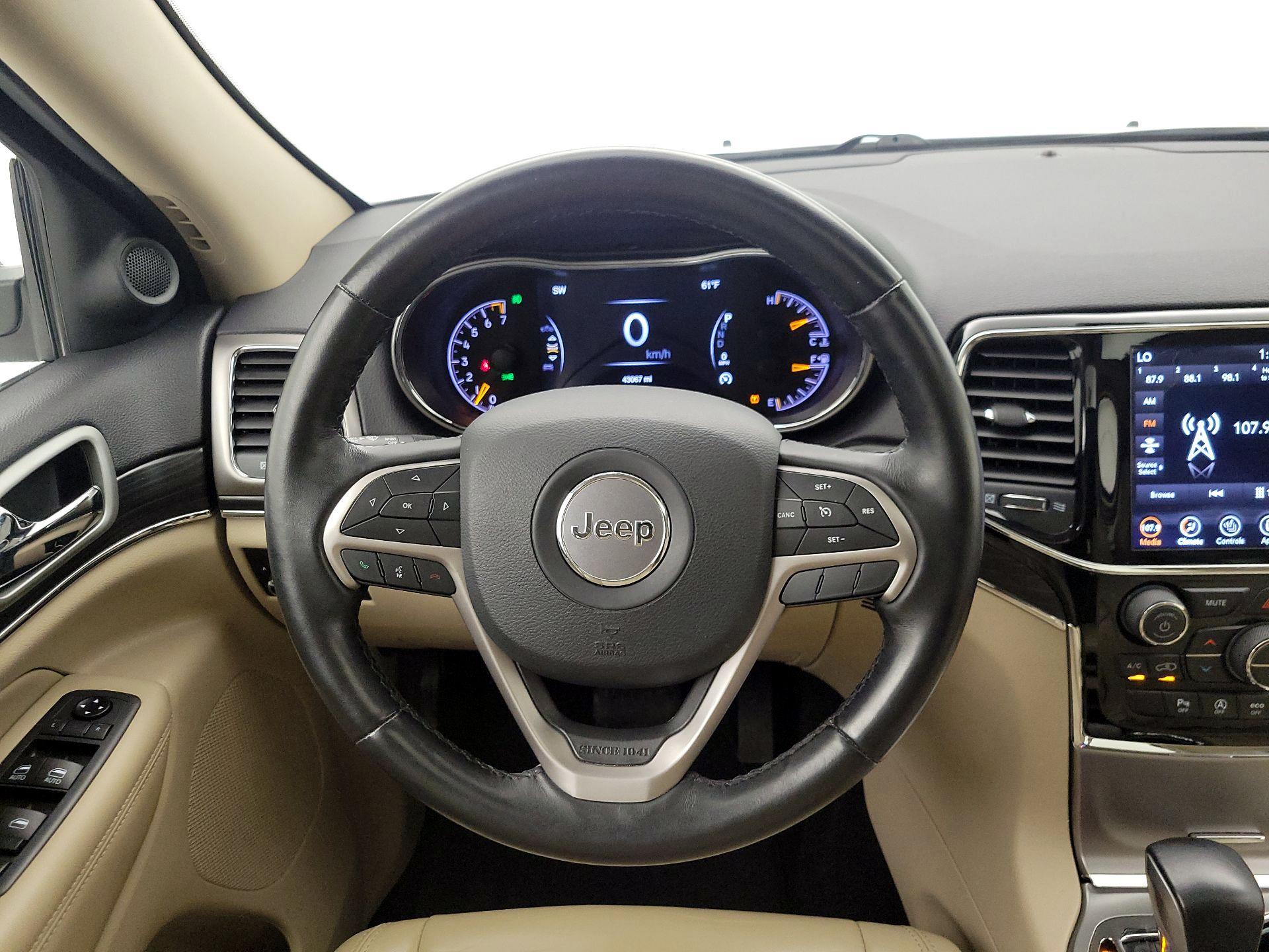 Thumbnail: 2020 Jeep Grand Cherokee - 10