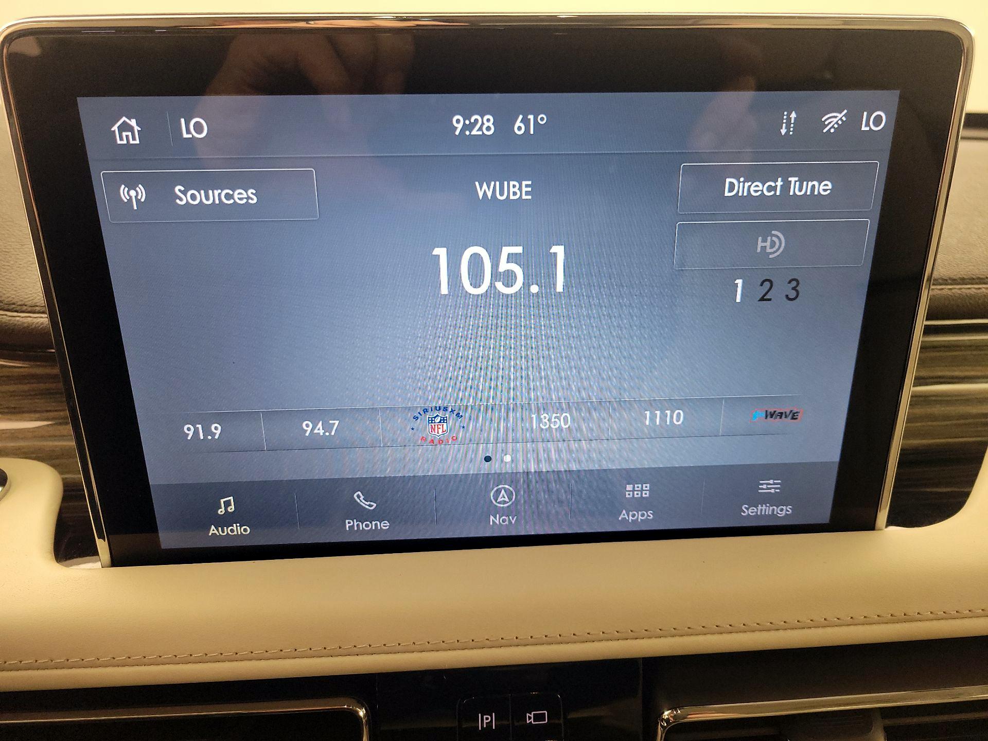 Thumbnail: 2020 Lincoln Aviator - 16