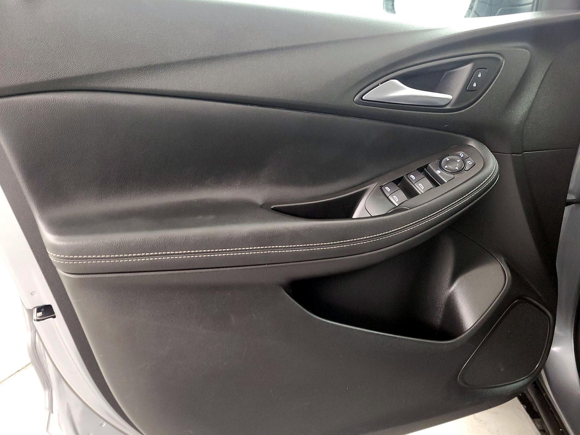 Thumbnail: 2021 Buick Encore GX - 12