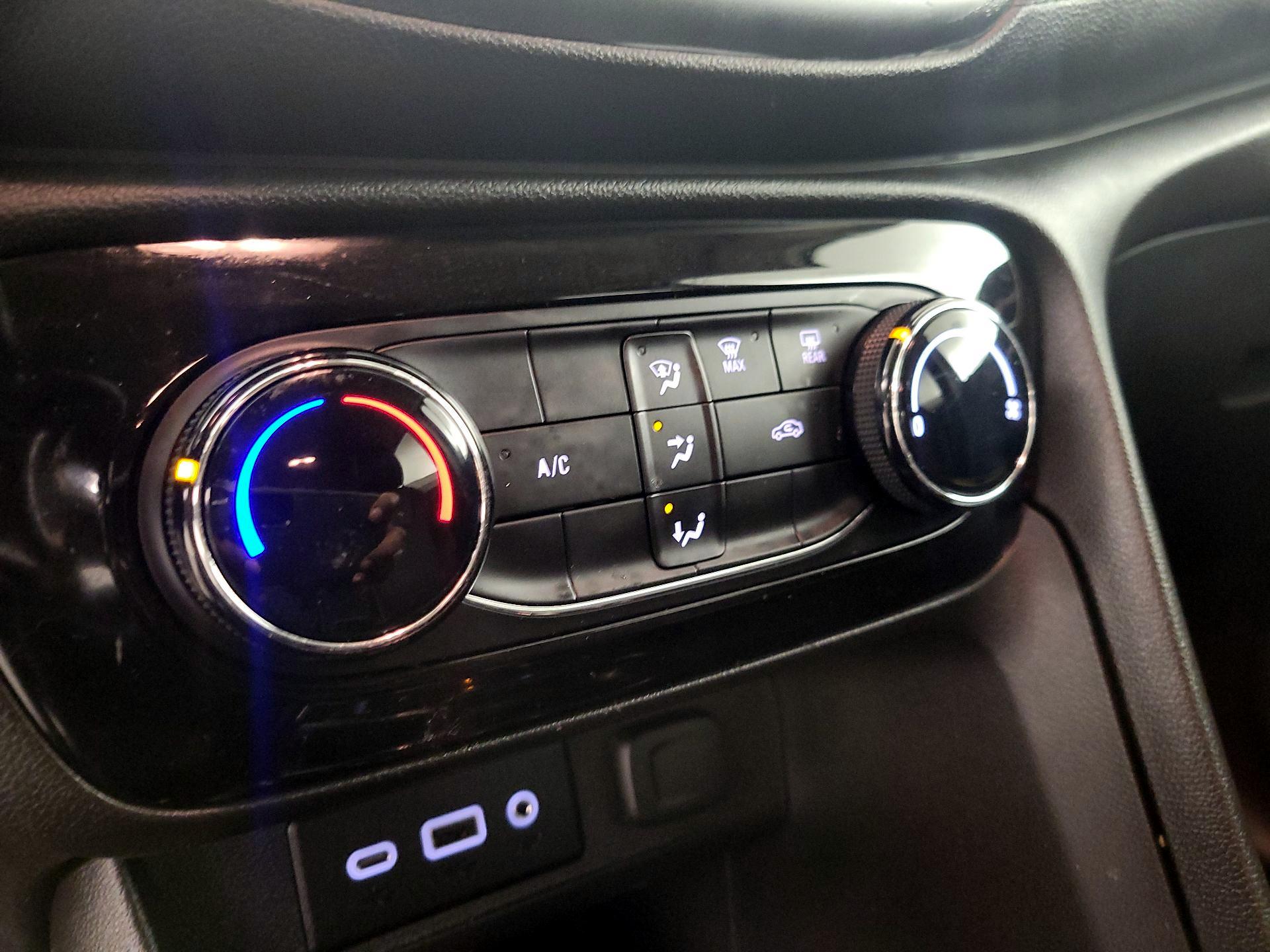 Thumbnail: 2021 Buick Encore GX - 16