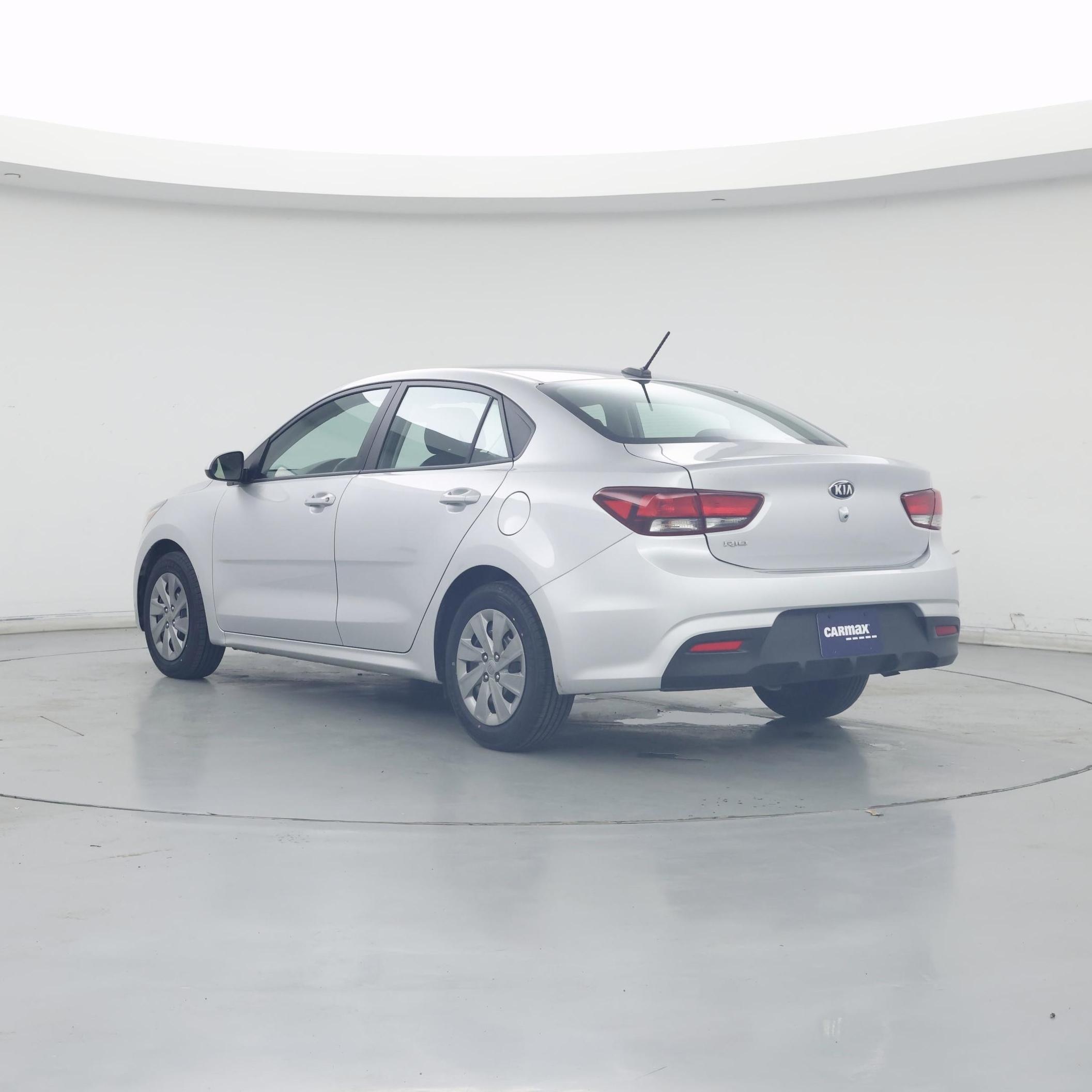 Thumbnail: 2020 Kia Rio - 2