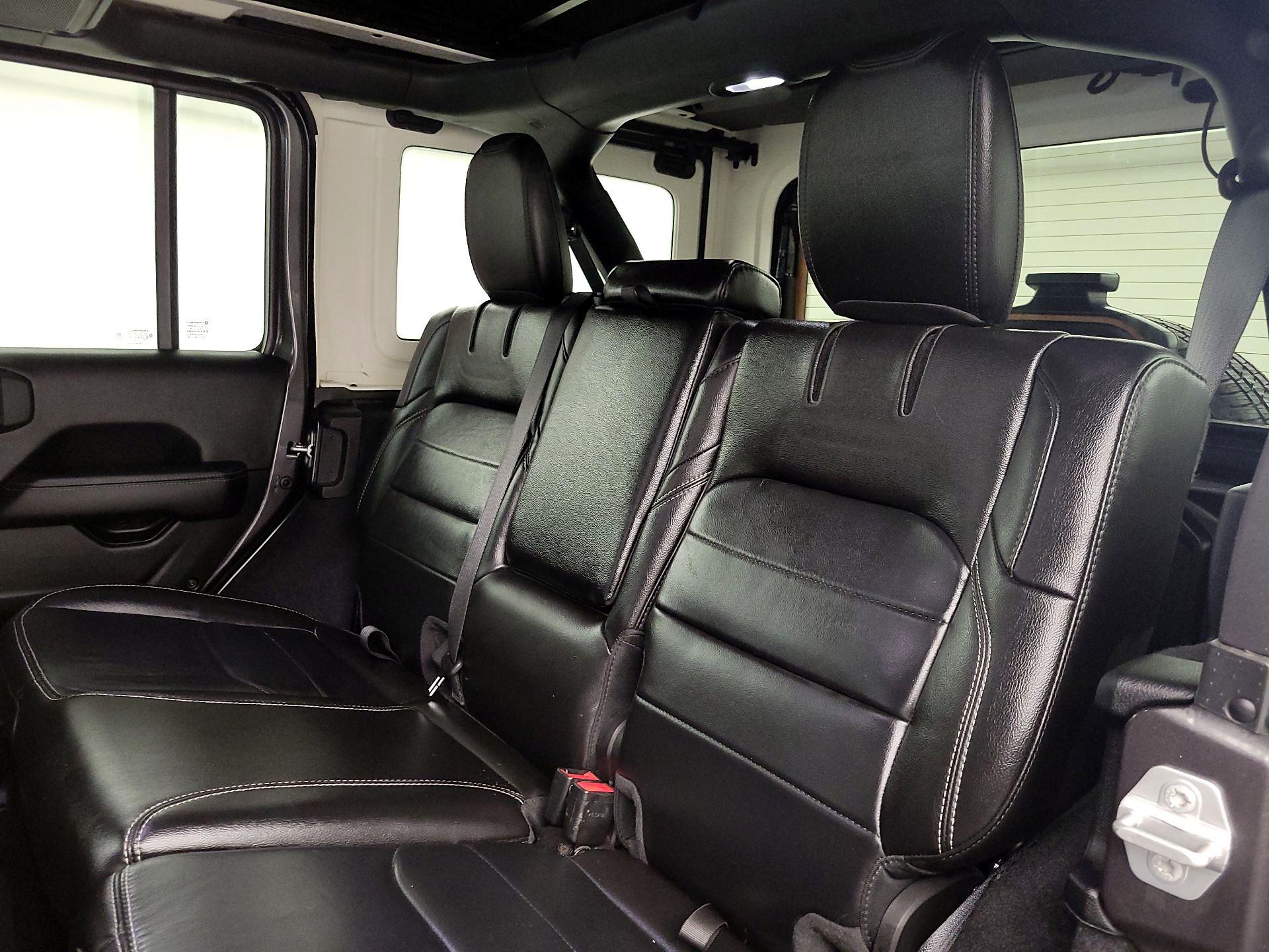 Thumbnail: 2021 Jeep Wrangler - 20