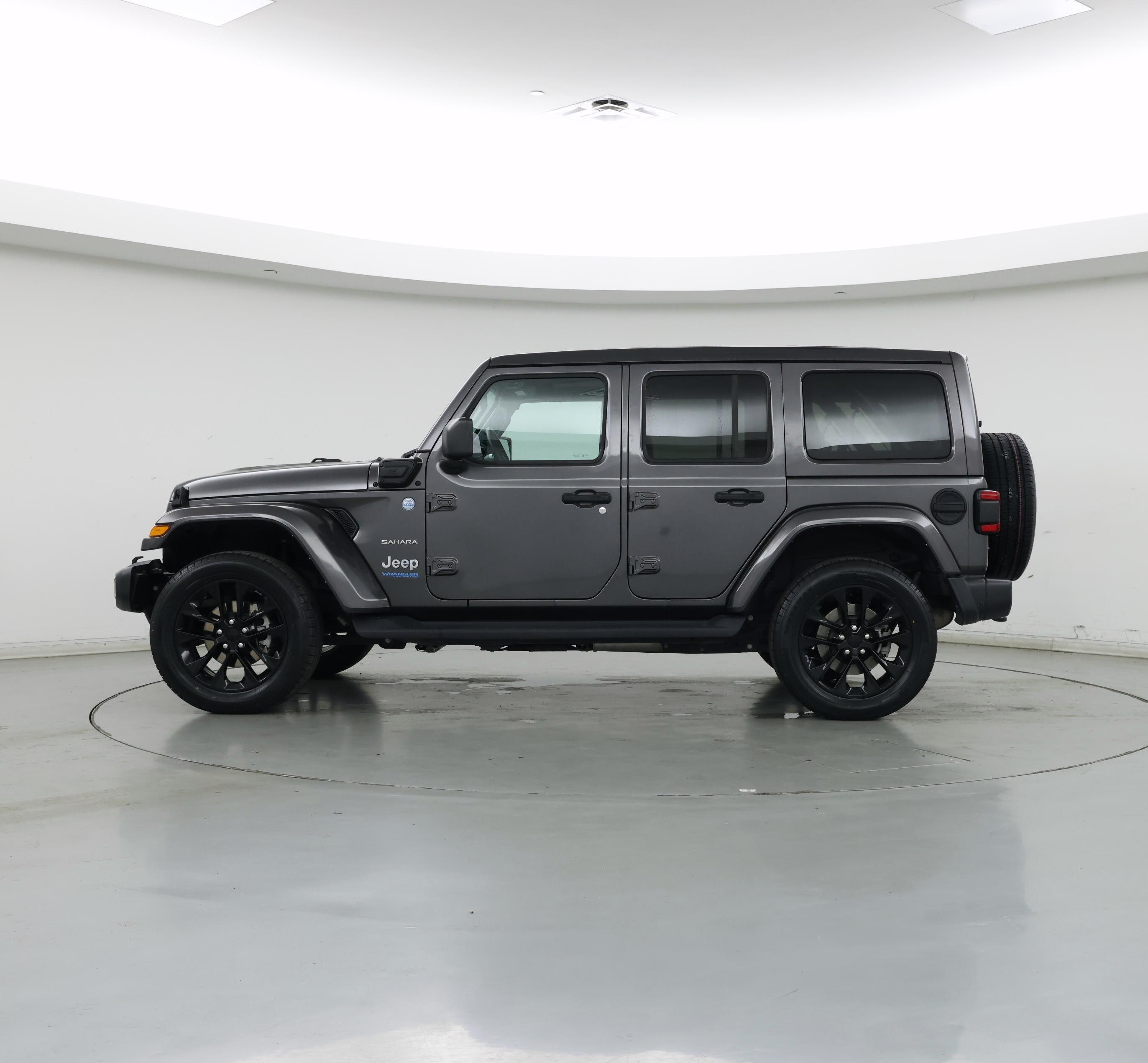 Thumbnail: 2021 Jeep Wrangler - 3