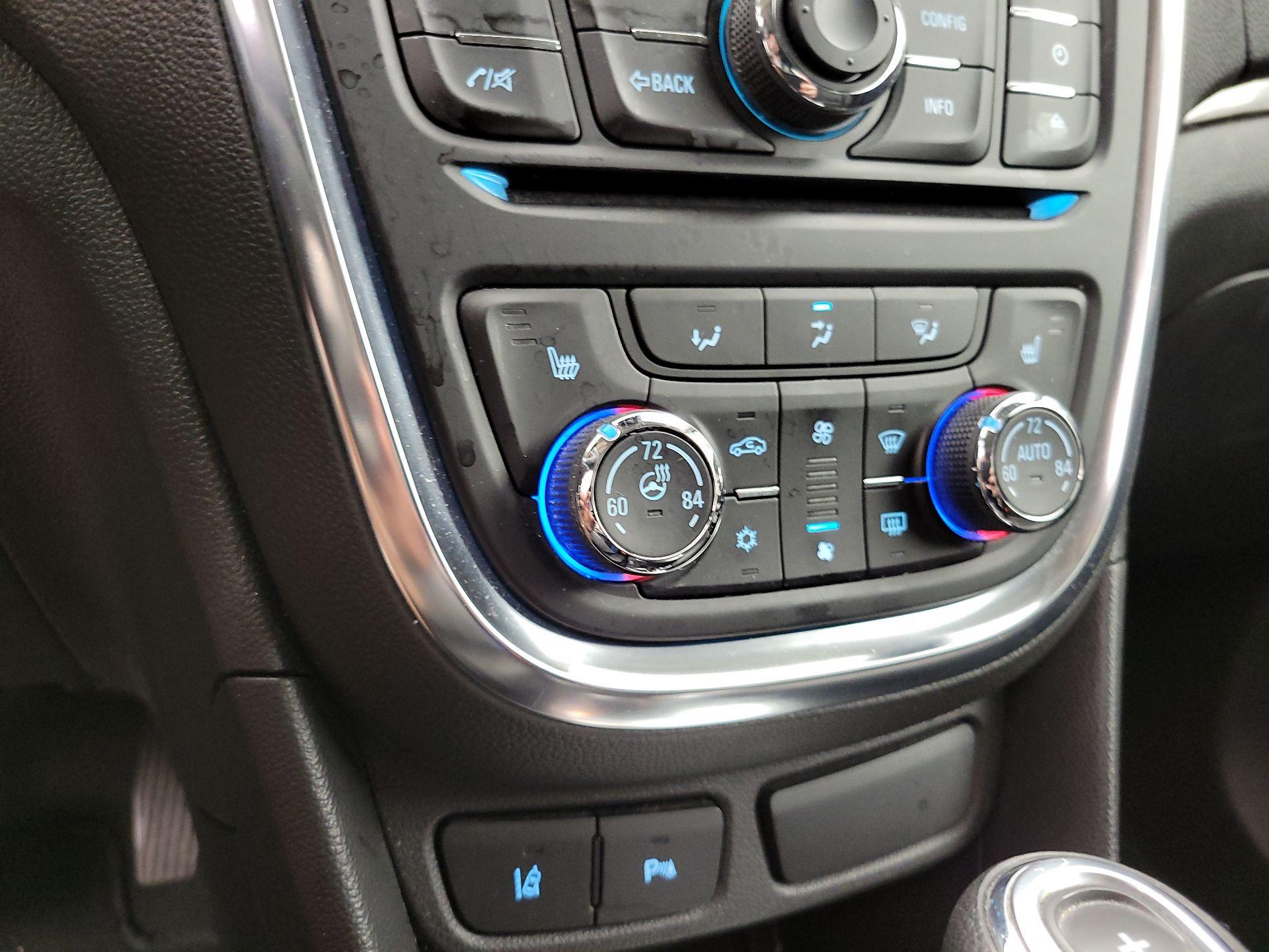 Thumbnail: 2015 Buick Encore - 17