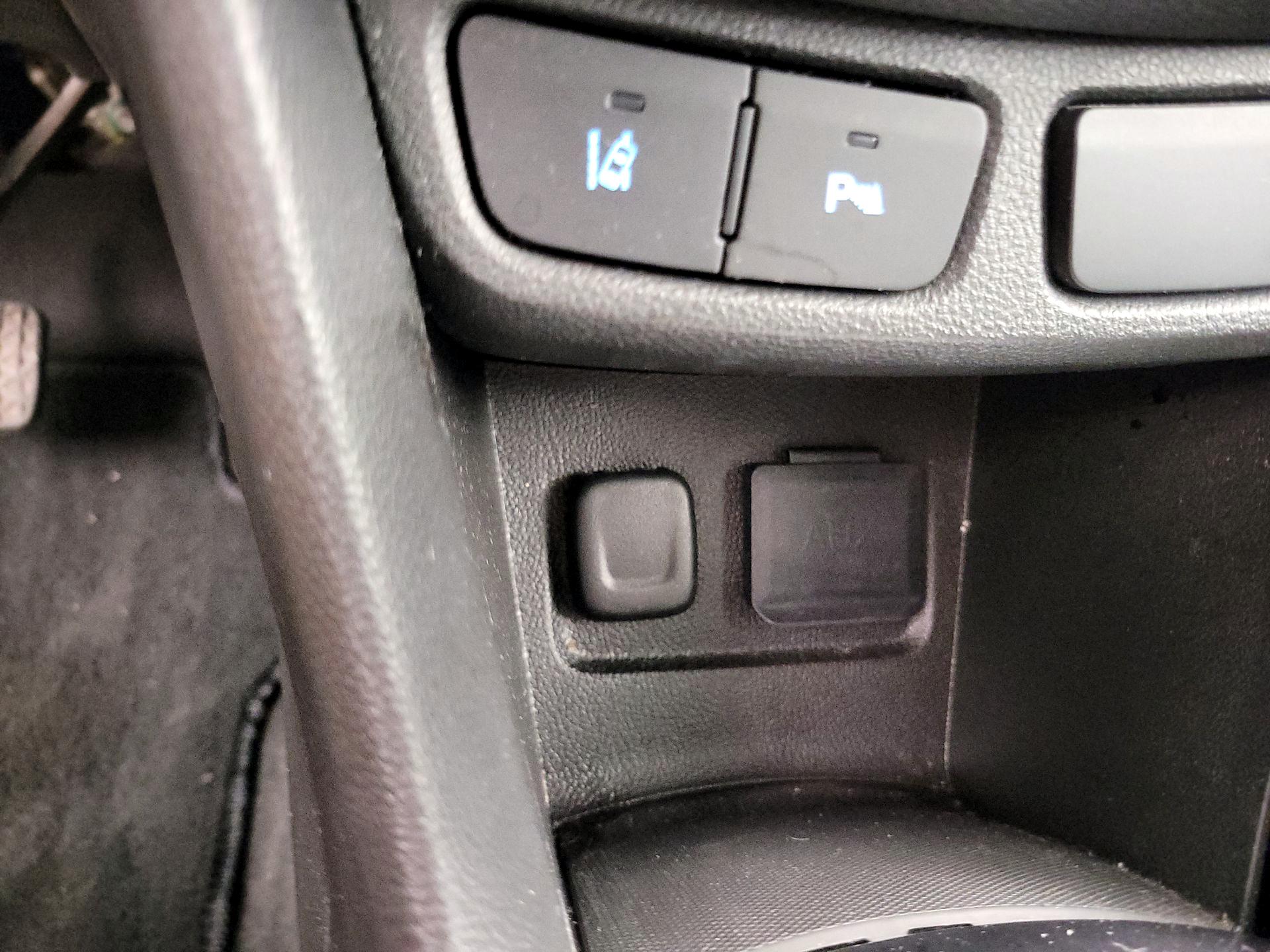 Thumbnail: 2015 Buick Encore - 19