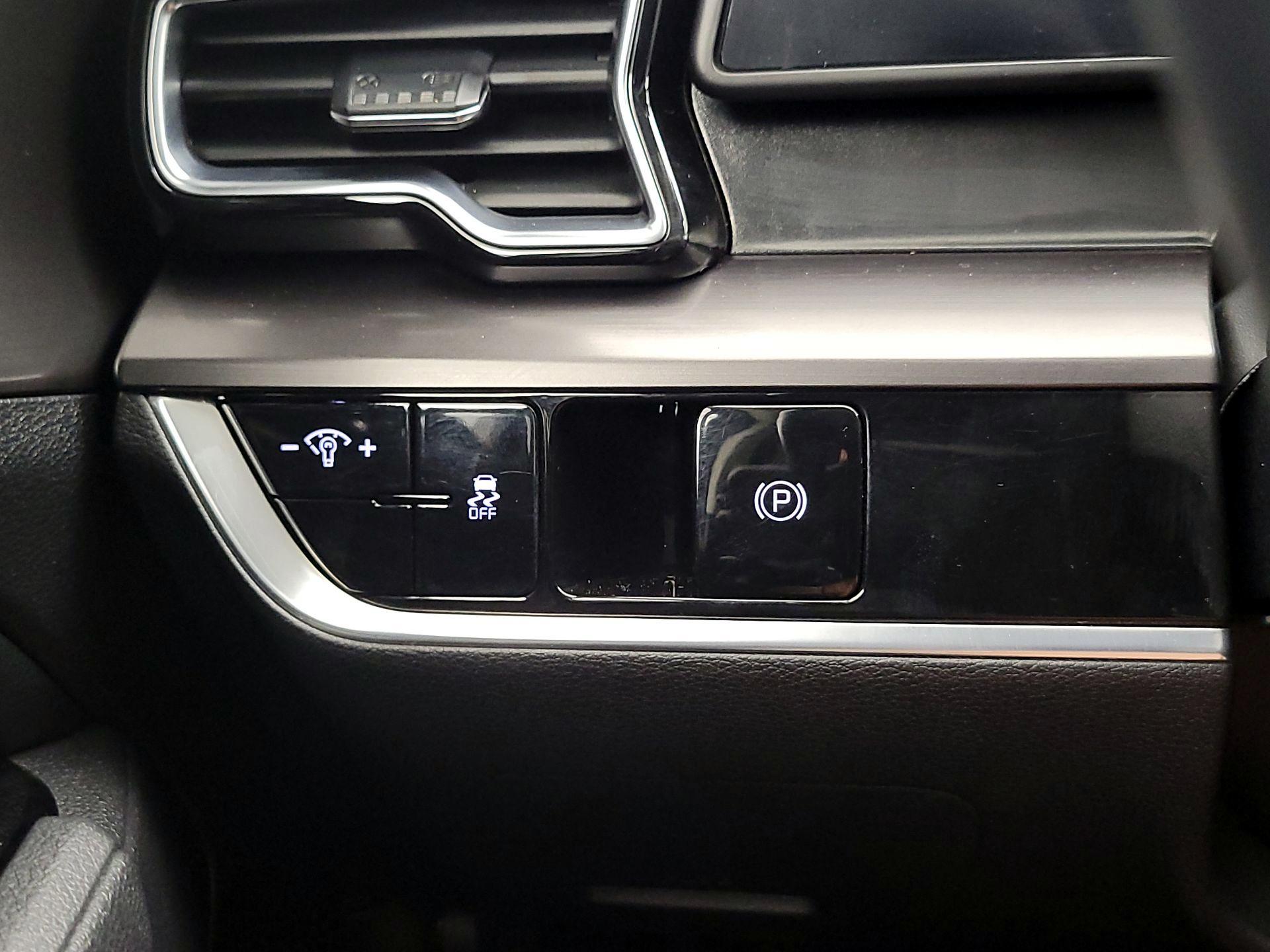 Thumbnail: 2024 Kia Sportage - 13