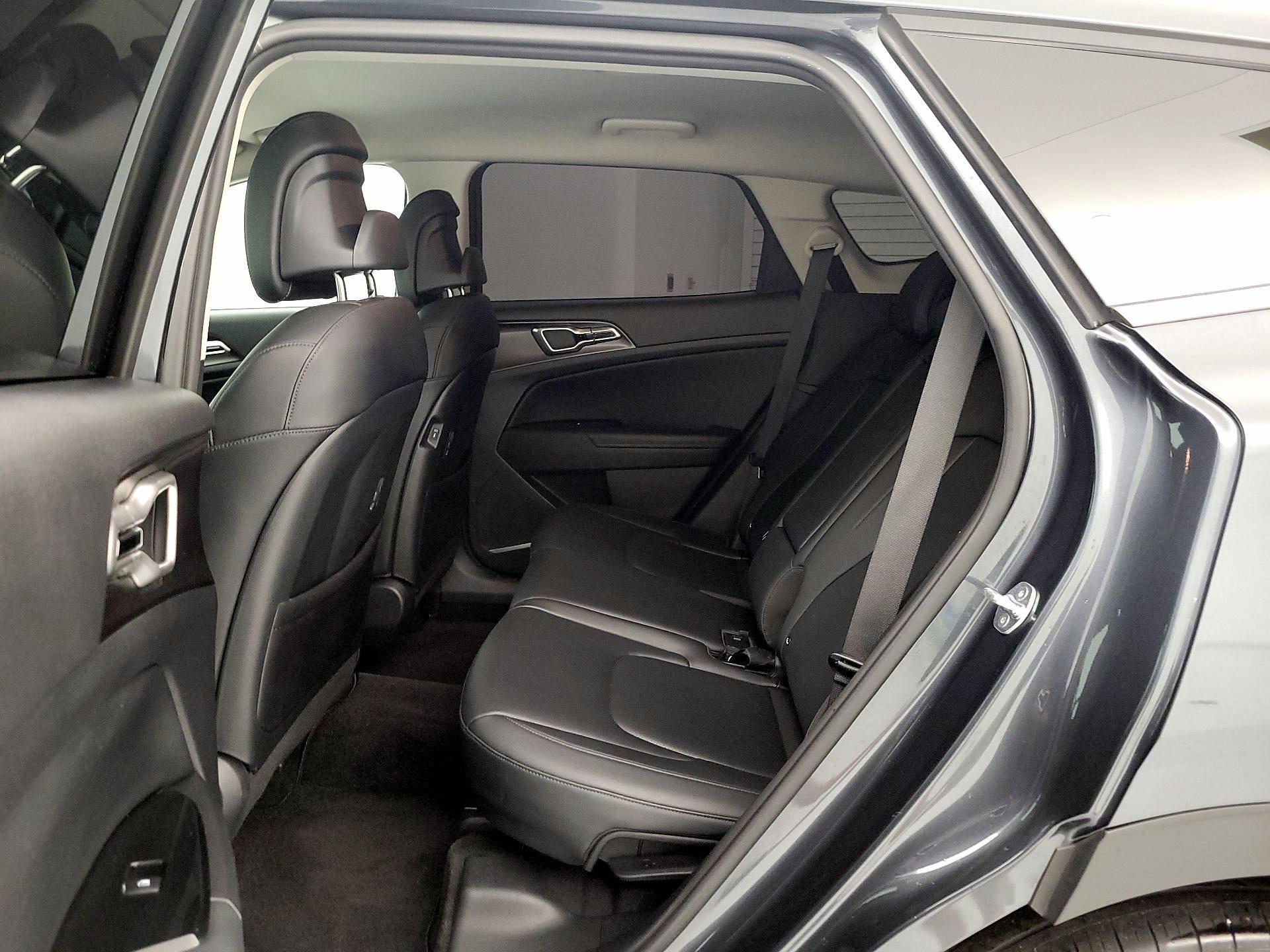 Thumbnail: 2024 Kia Sportage - 20