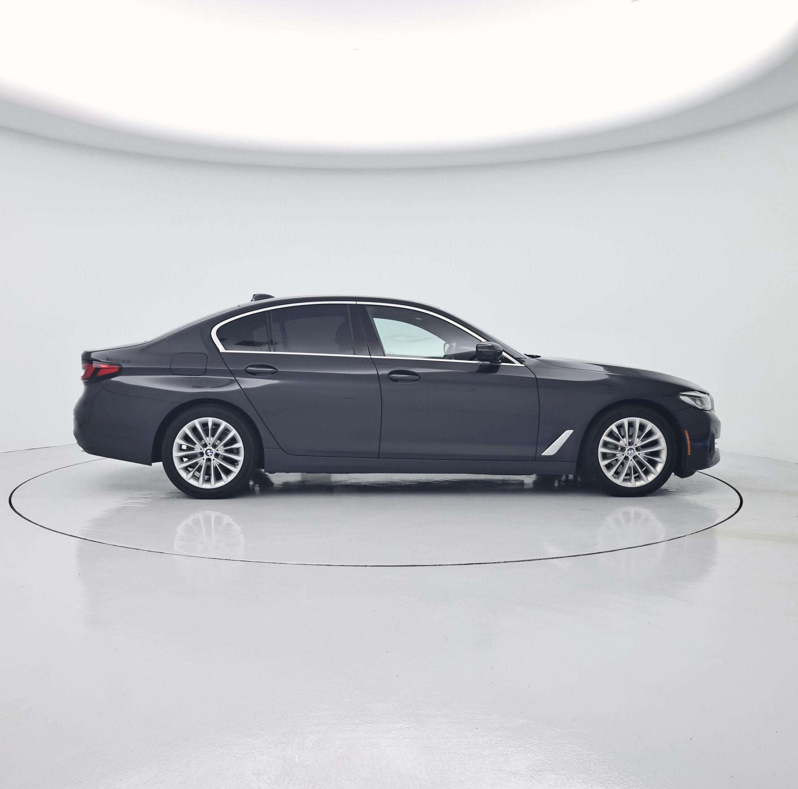 Thumbnail: 2021 BMW 5 Series - 7