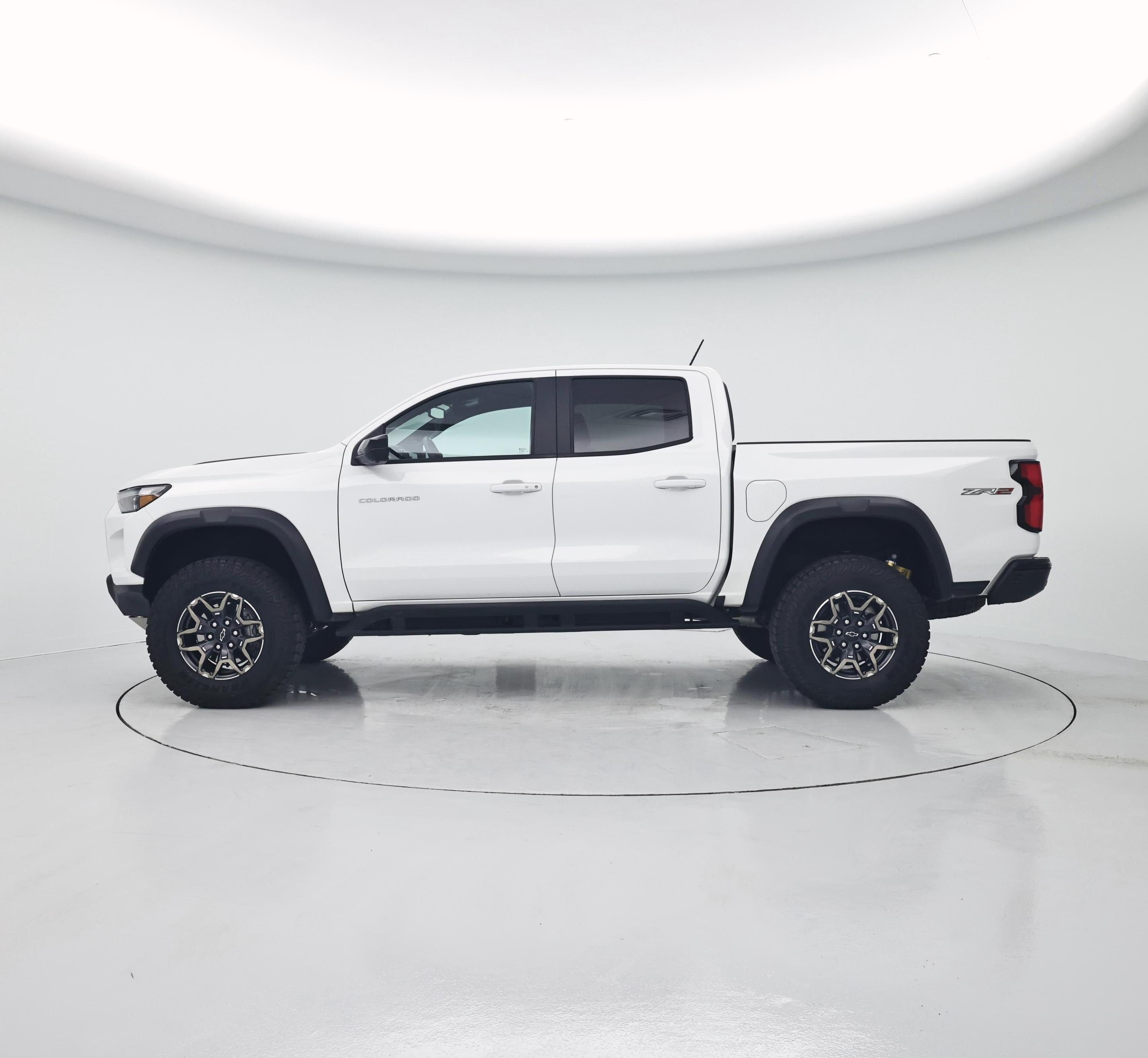 Thumbnail: 2024 Chevrolet Colorado - 3