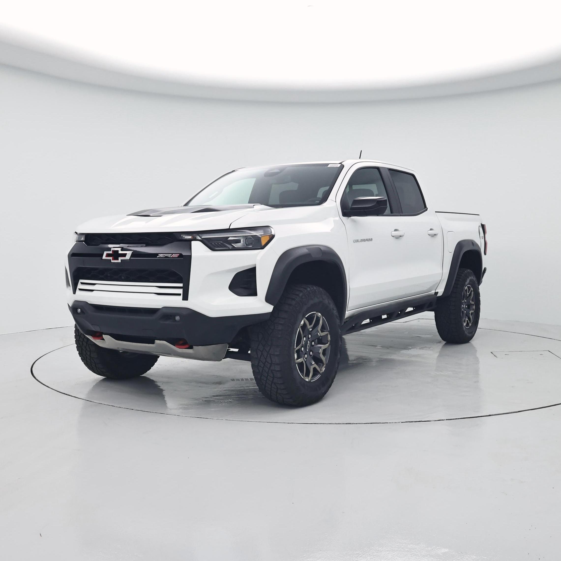 Thumbnail: 2024 Chevrolet Colorado - 4