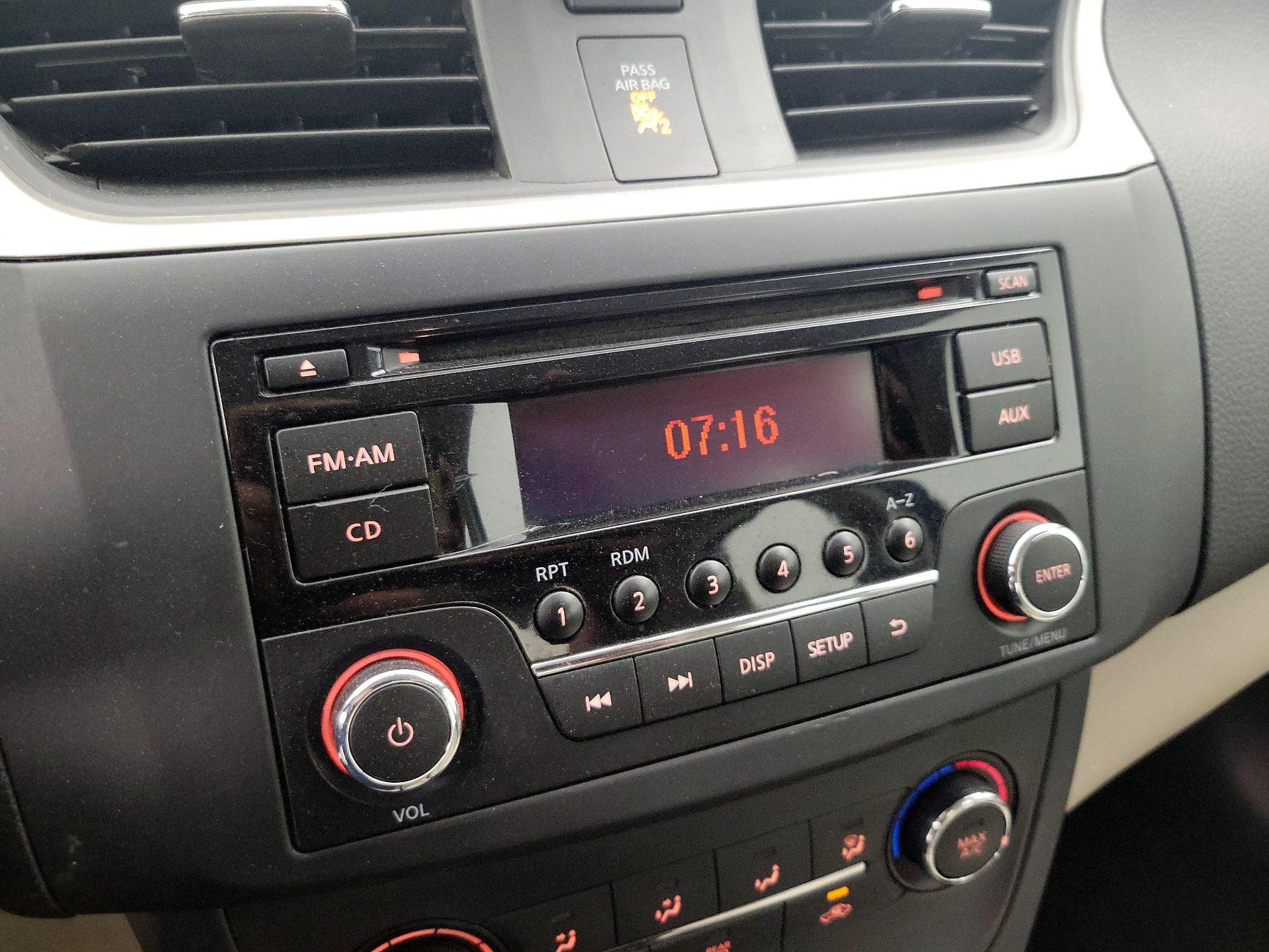 Thumbnail: 2017 Nissan Sentra - 14