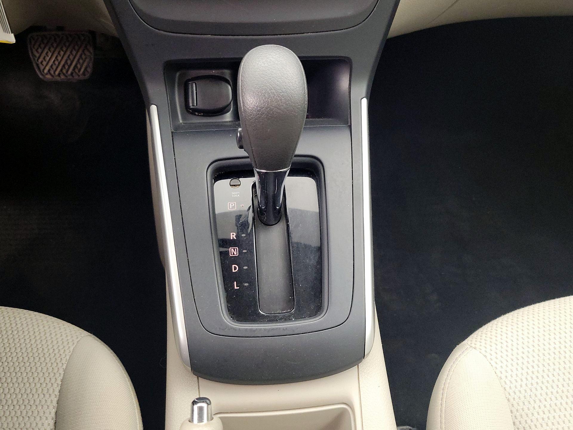 Thumbnail: 2017 Nissan Sentra - 16