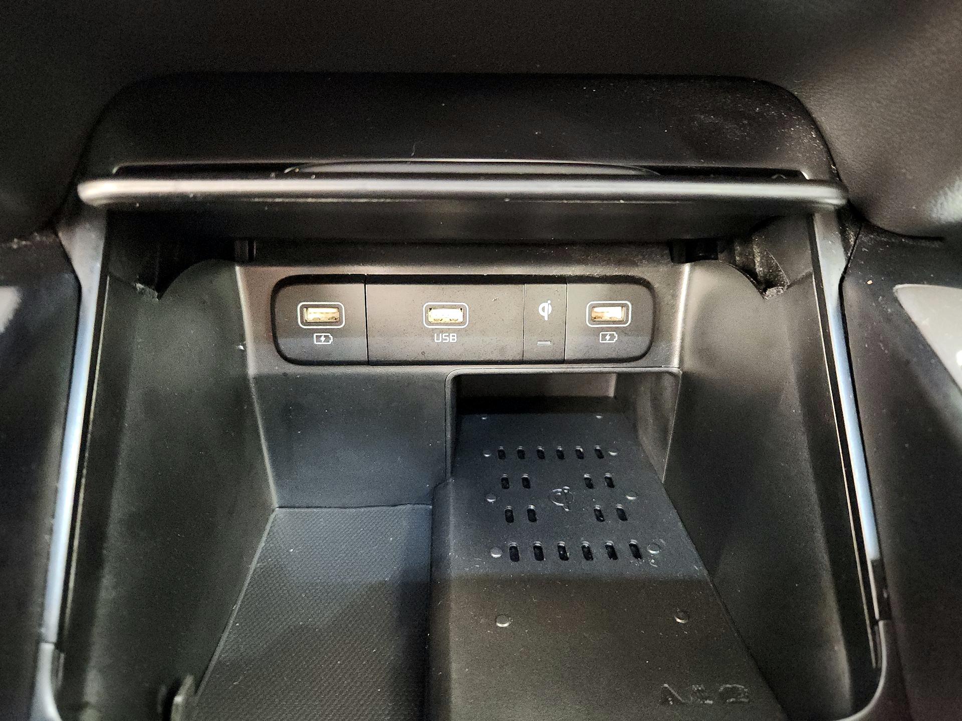 Thumbnail: 2021 Kia Sorento - 19