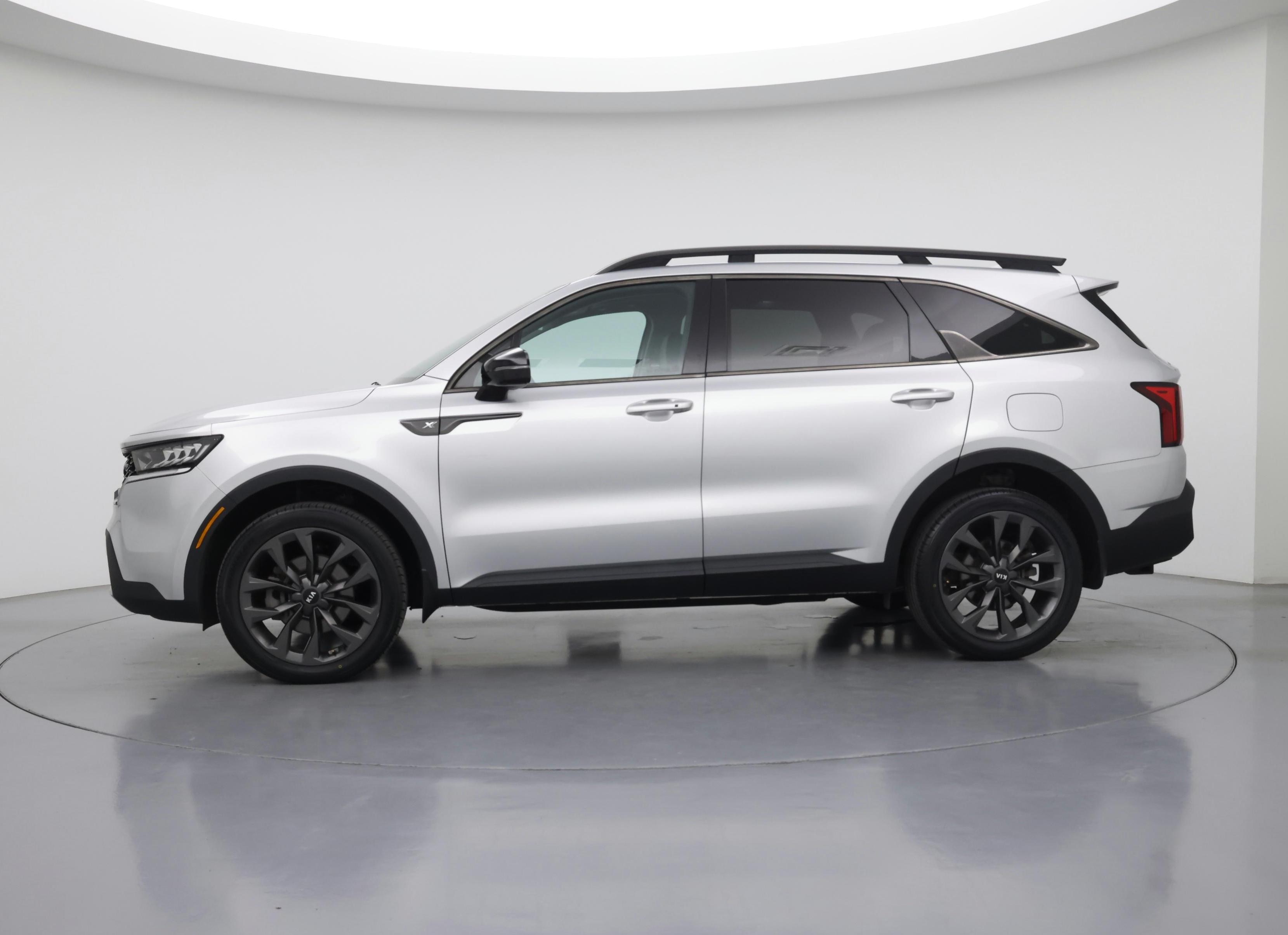 Thumbnail: 2021 Kia Sorento - 3