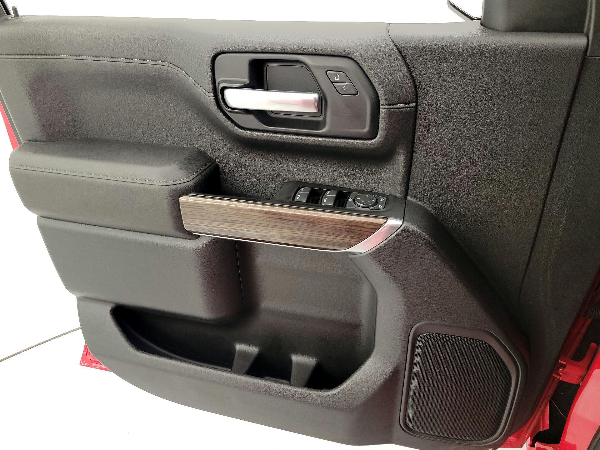 Thumbnail: 2019 Chevrolet Silverado 1500 - 12