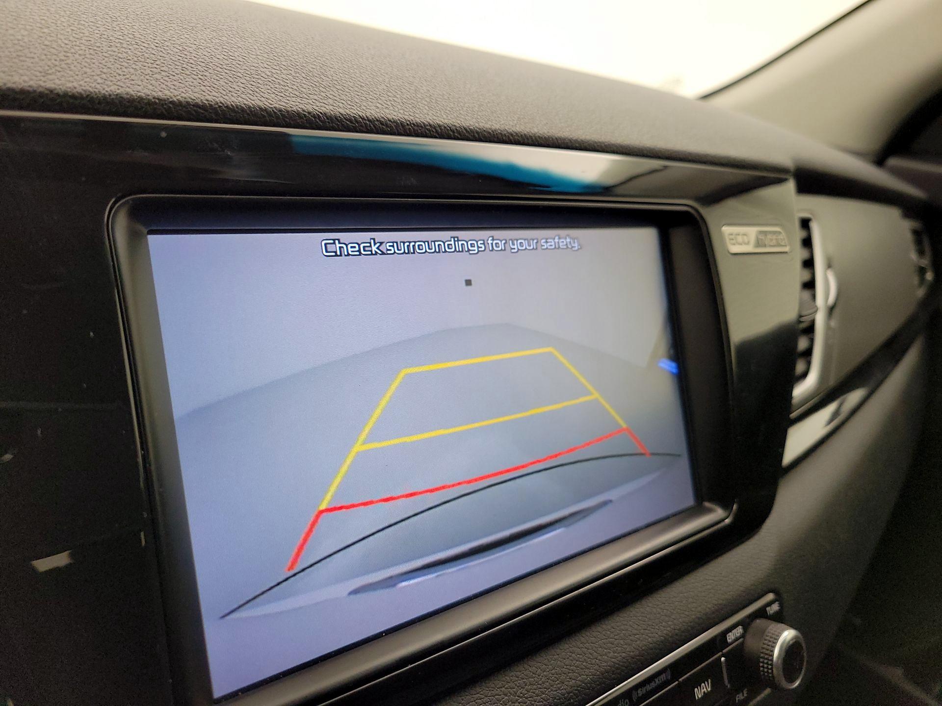 Thumbnail: 2019 Kia Niro - 15