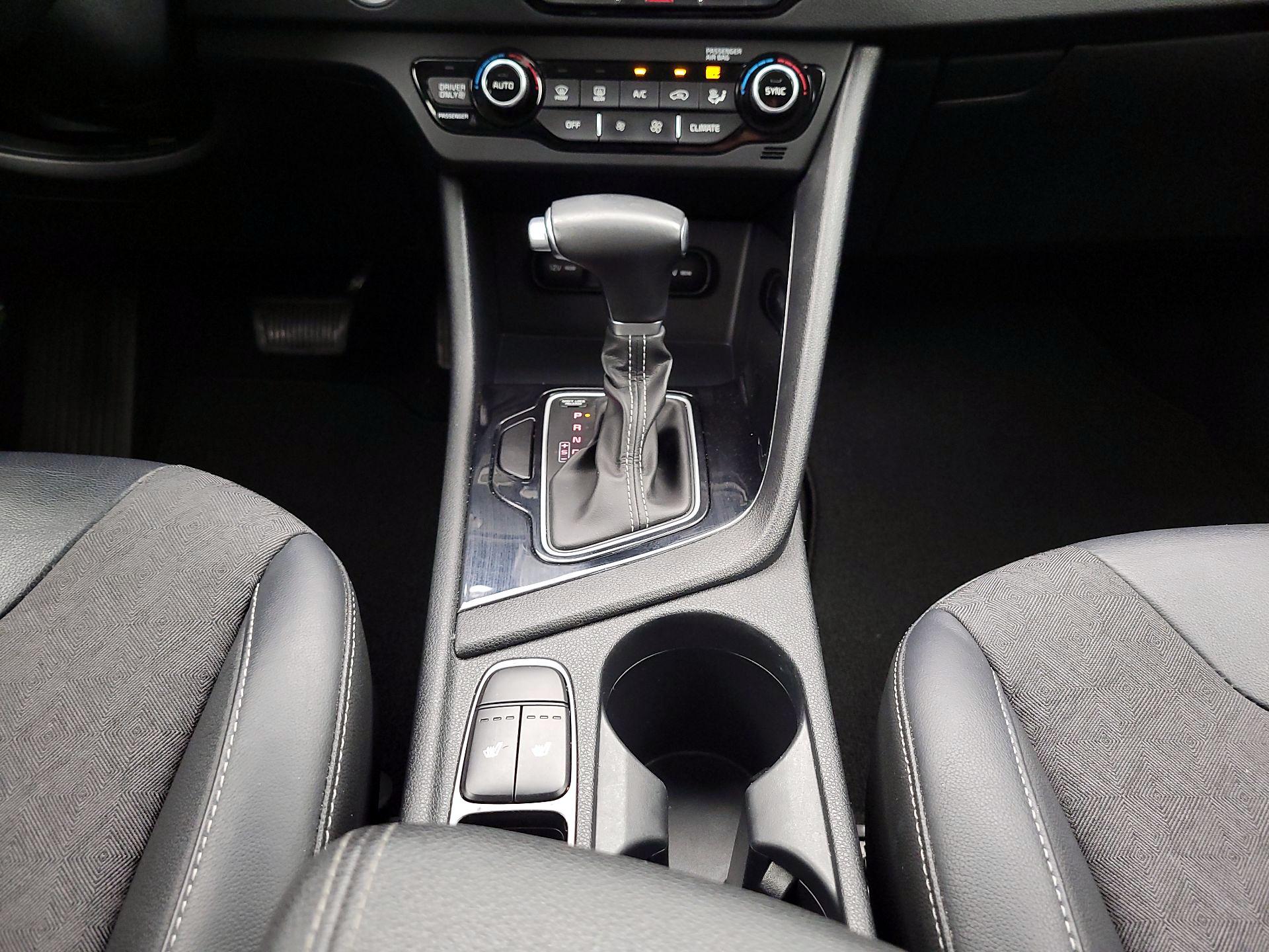 Thumbnail: 2019 Kia Niro - 18