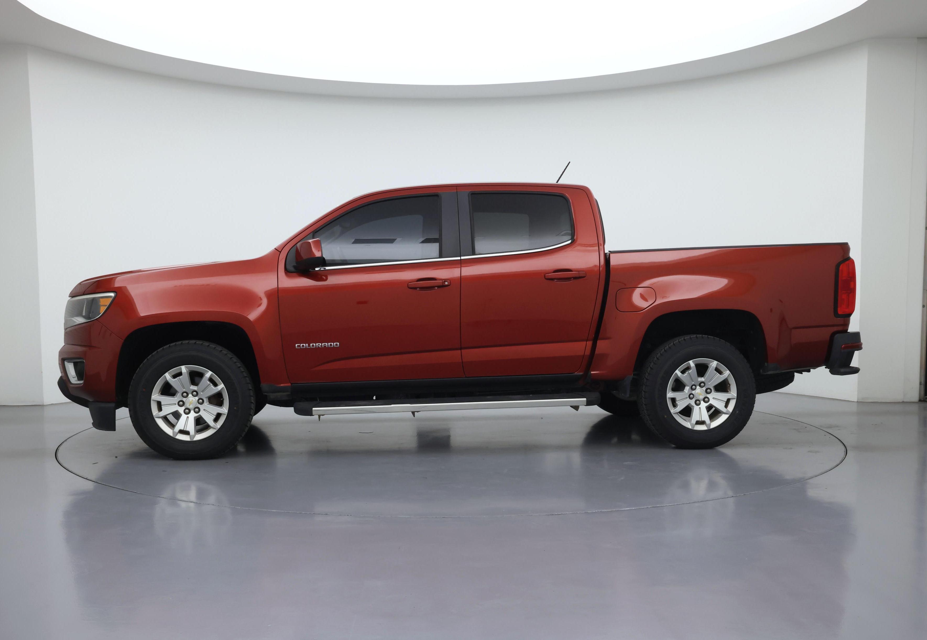 Thumbnail: 2016 Chevrolet Colorado - 3