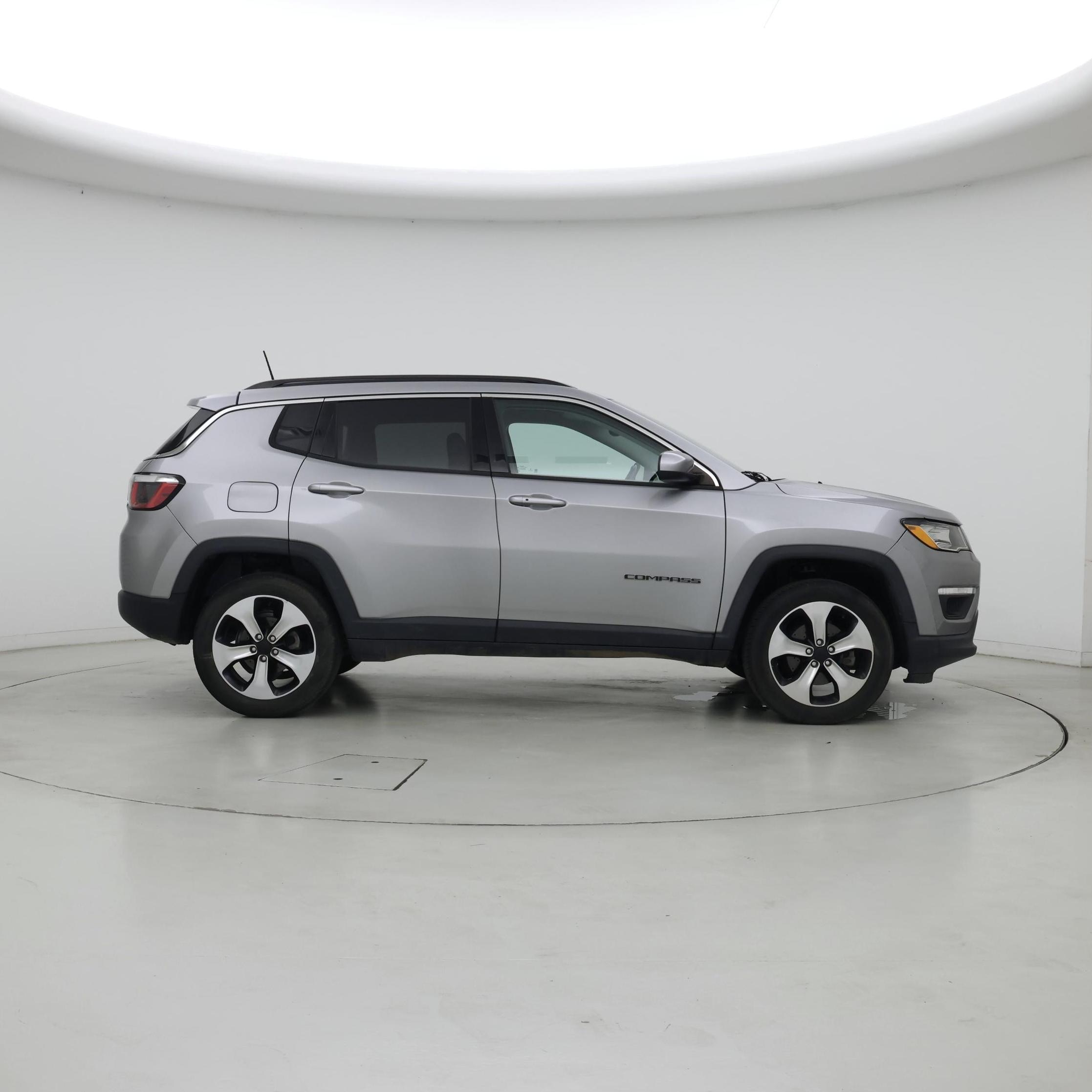 Thumbnail: 2018 Jeep Compass - 7