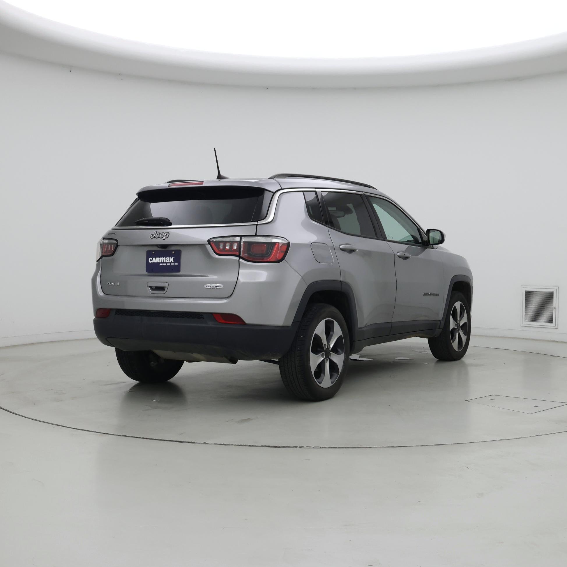 Thumbnail: 2018 Jeep Compass - 8