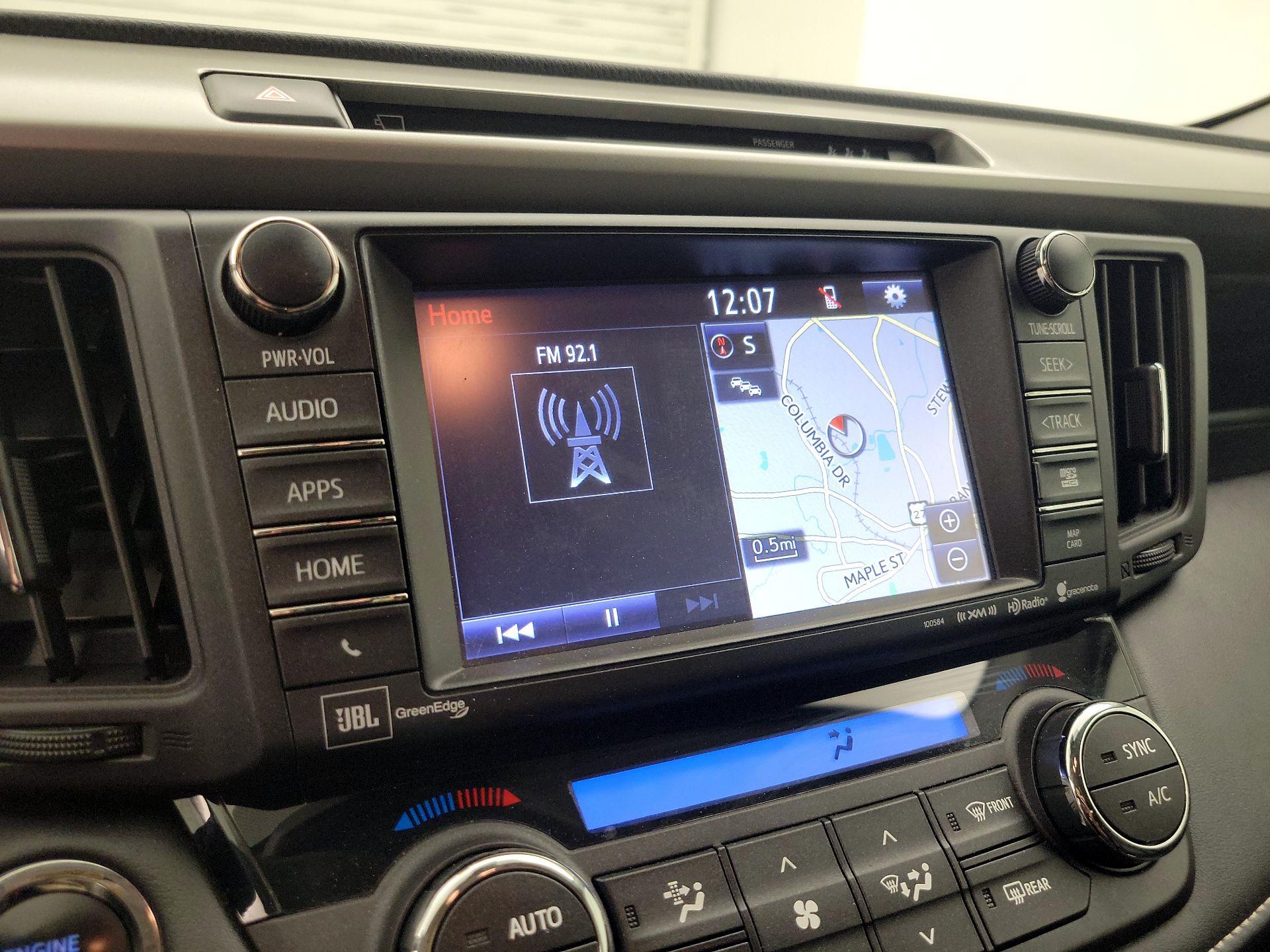 Thumbnail: 2018 Toyota RAV4 - 16