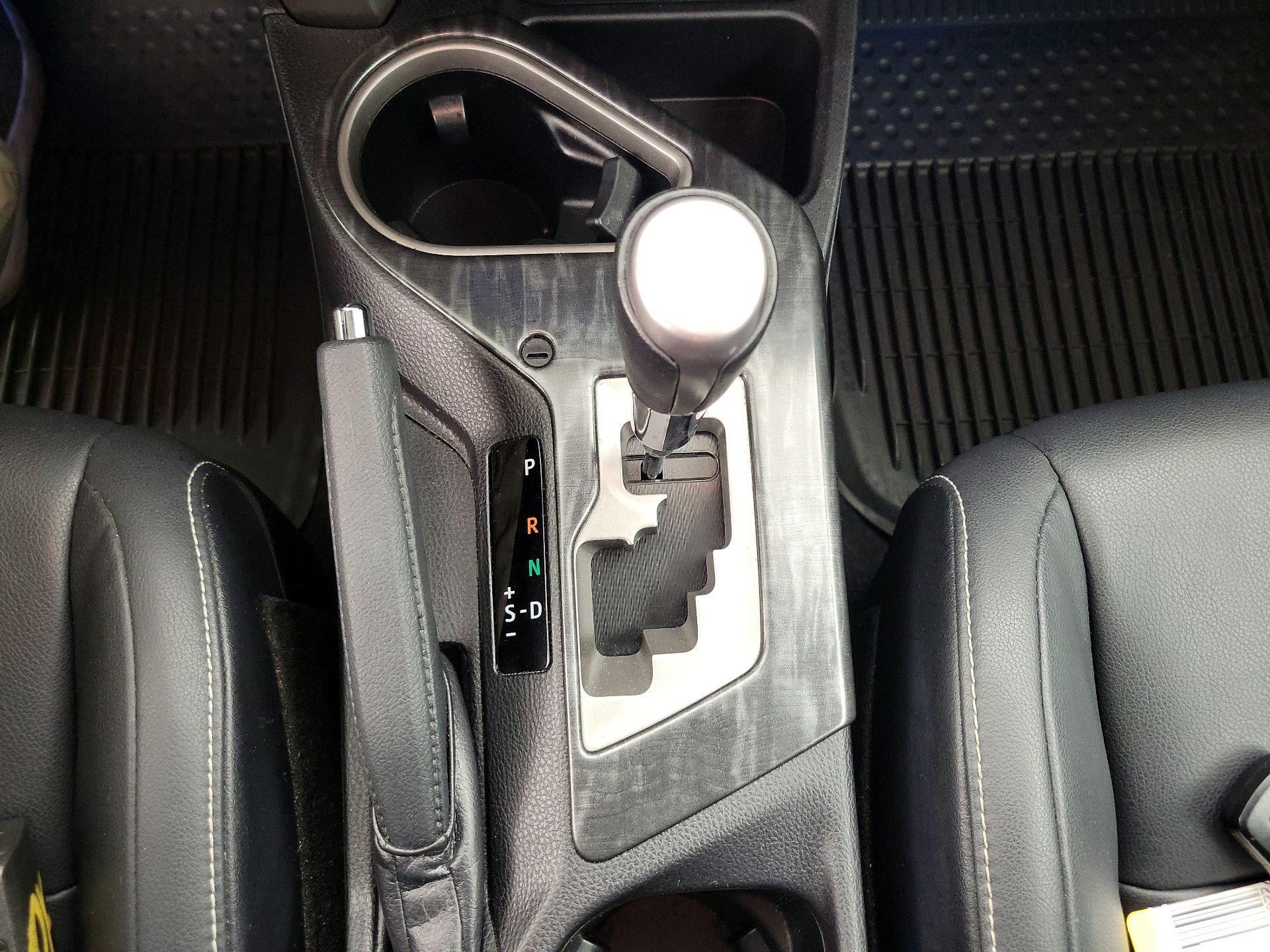 Thumbnail: 2018 Toyota RAV4 - 18