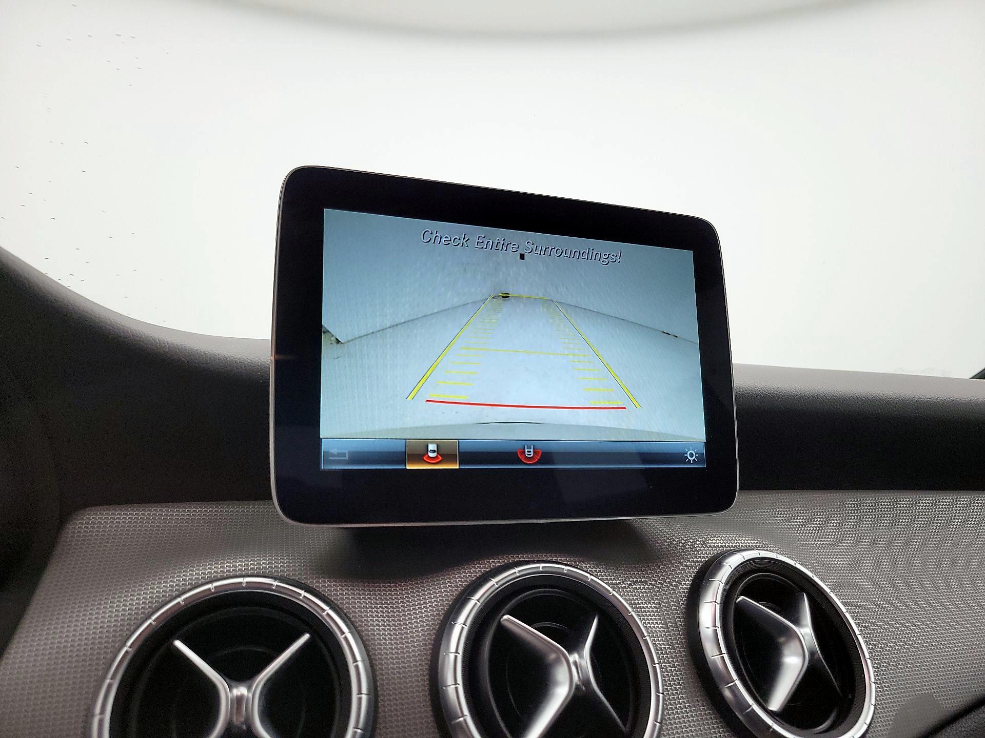 Thumbnail: 2018 Mercedes-Benz CLA - 15