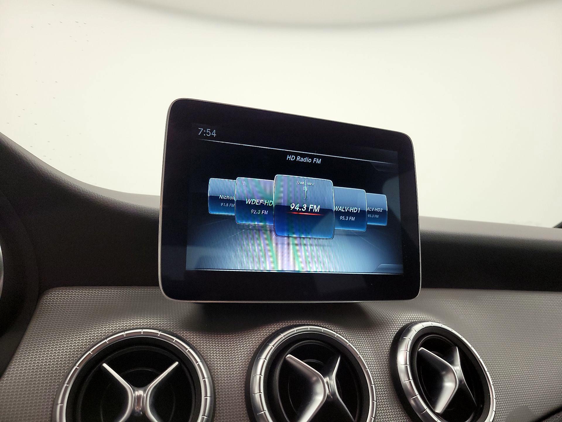 Thumbnail: 2018 Mercedes-Benz CLA - 16