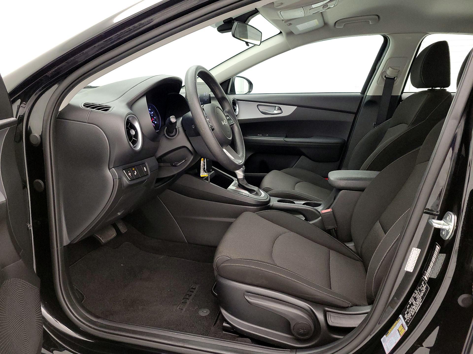 Thumbnail: 2023 Kia Forte - 11