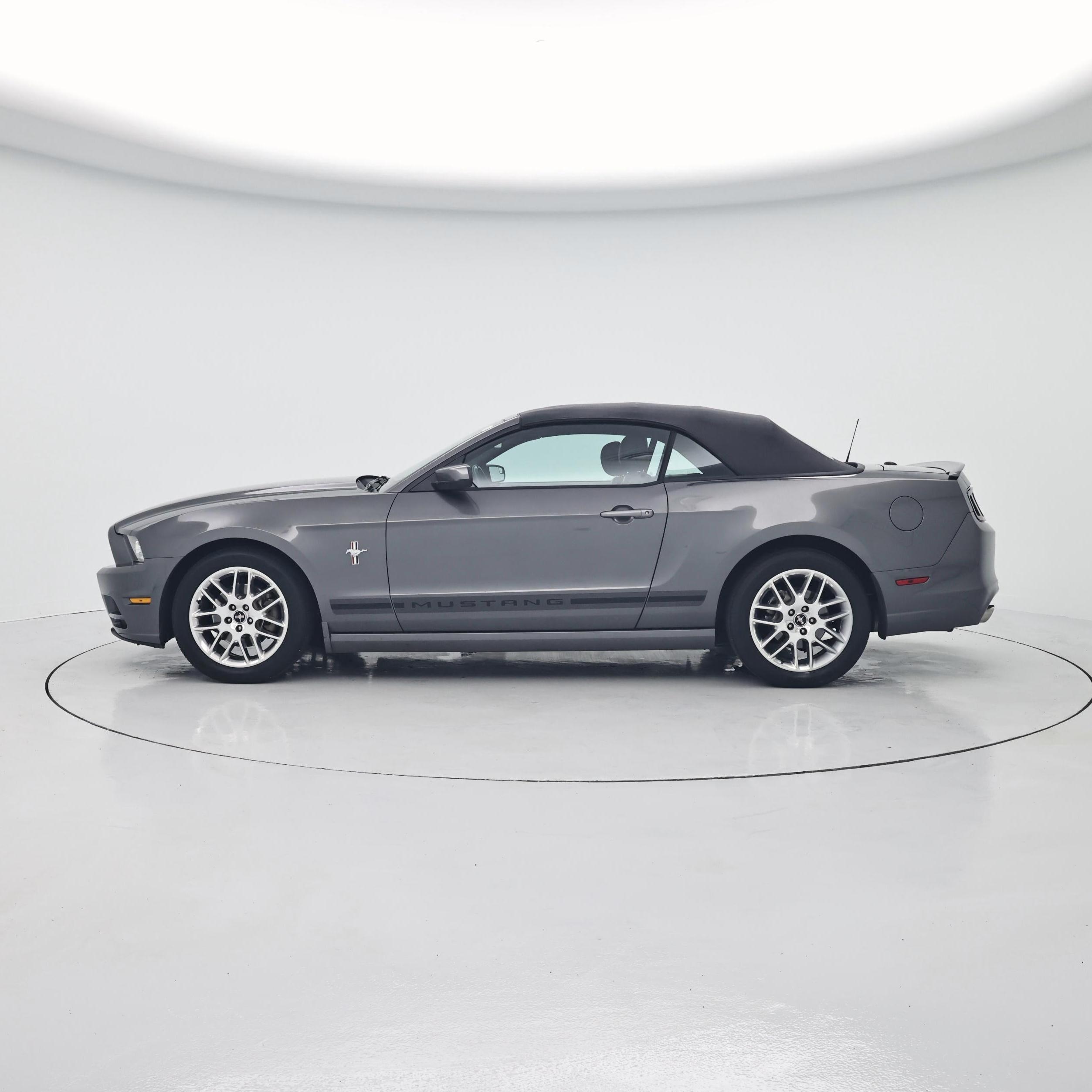 Thumbnail: 2014 Ford Mustang - 3