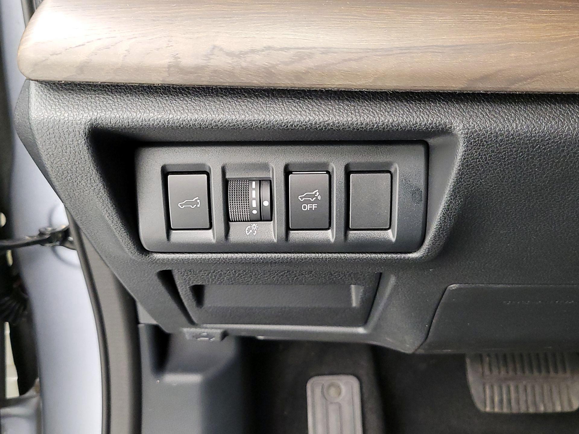 Thumbnail: 2022 Subaru Outback - 13