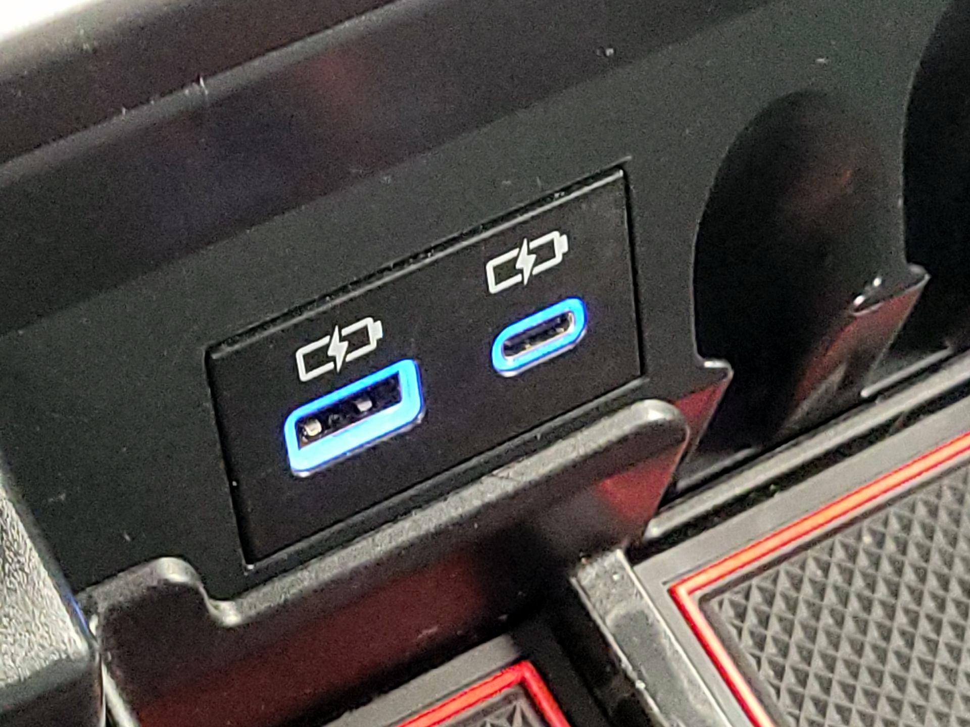 Thumbnail: 2023 Toyota Tundra - 18