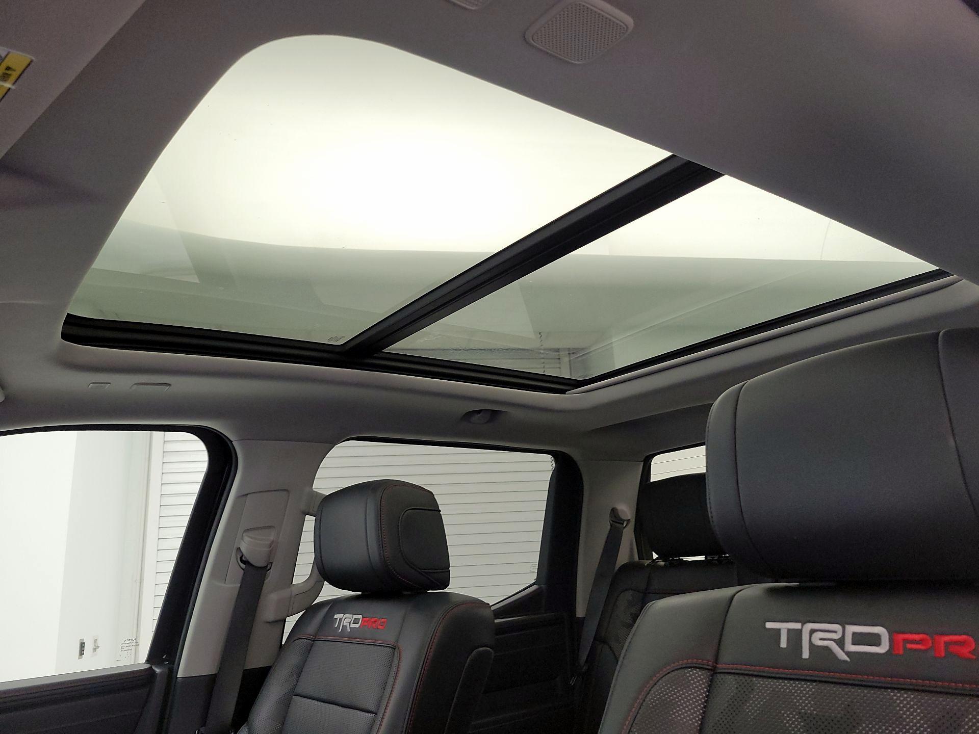 Thumbnail: 2023 Toyota Tundra - 19