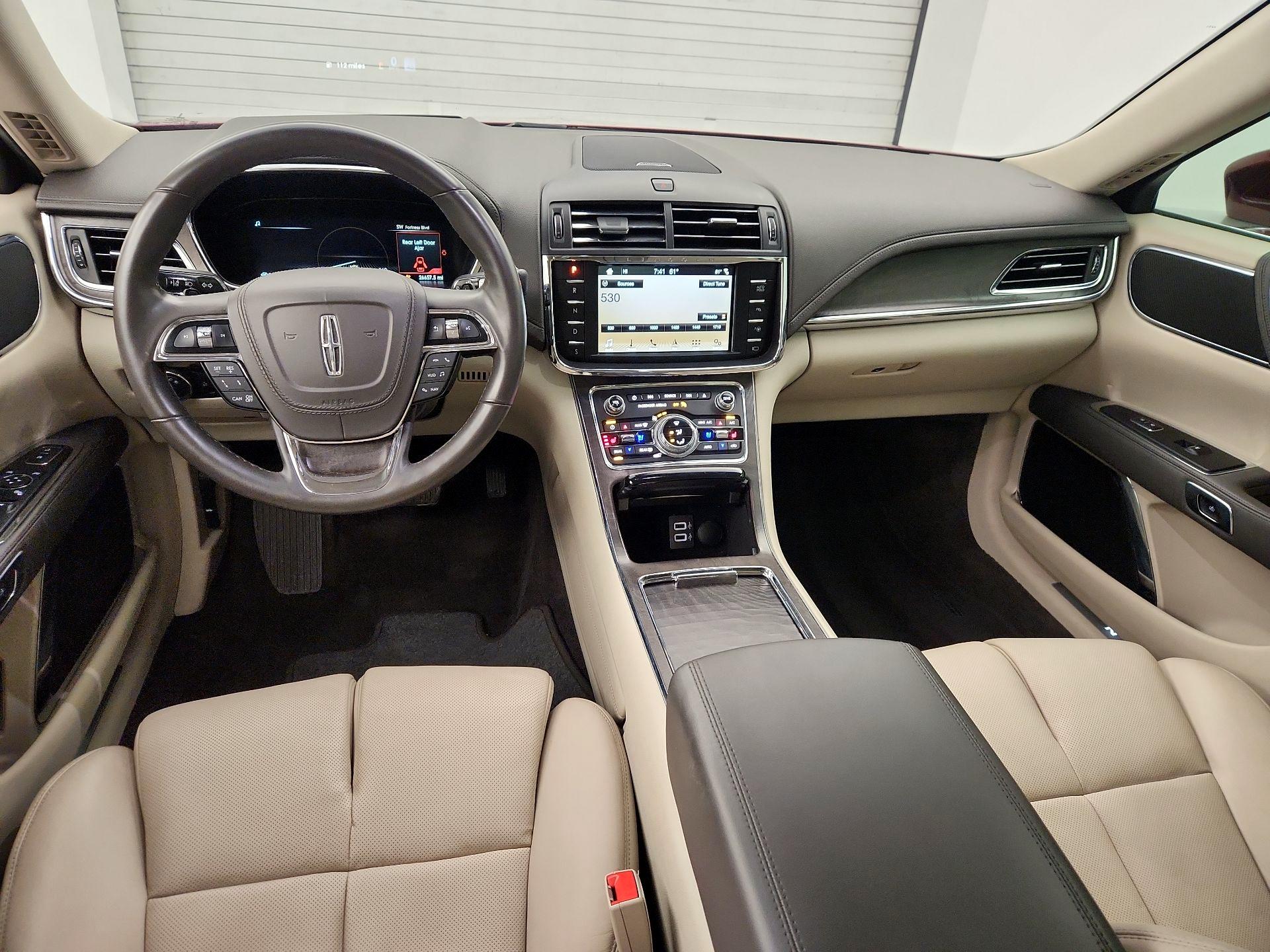 Thumbnail: 2017 Lincoln Continental - 9