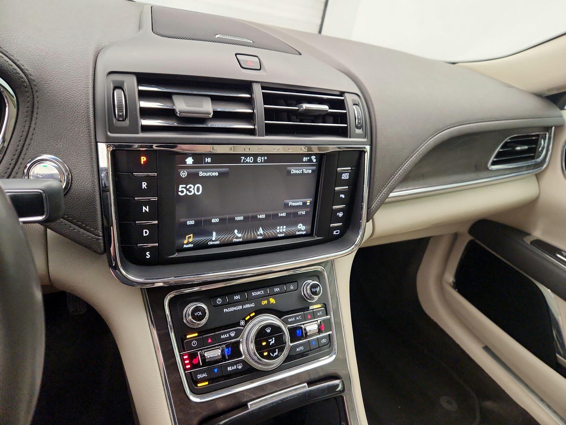 Thumbnail: 2017 Lincoln Continental - 15