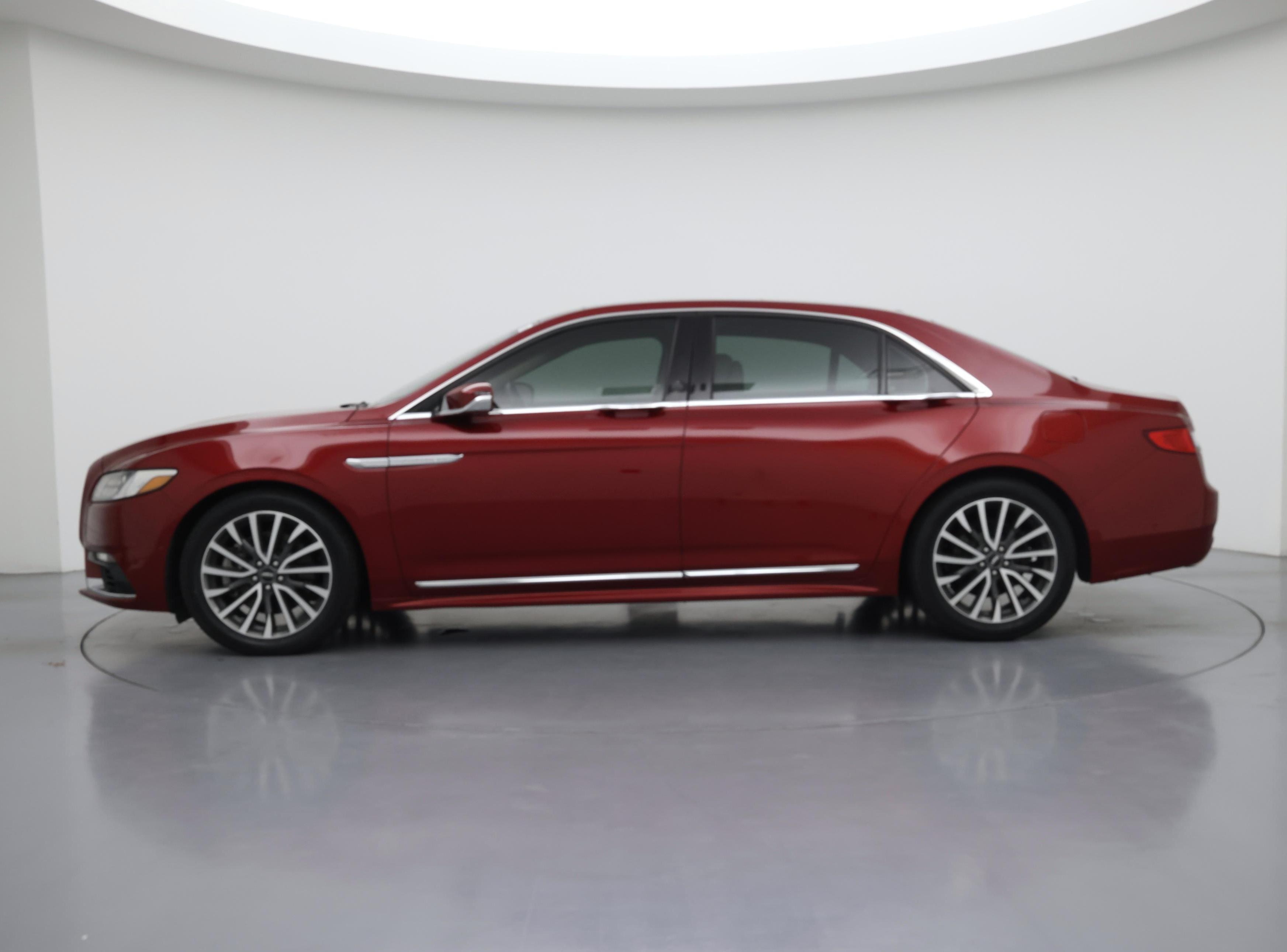 Thumbnail: 2017 Lincoln Continental - 3
