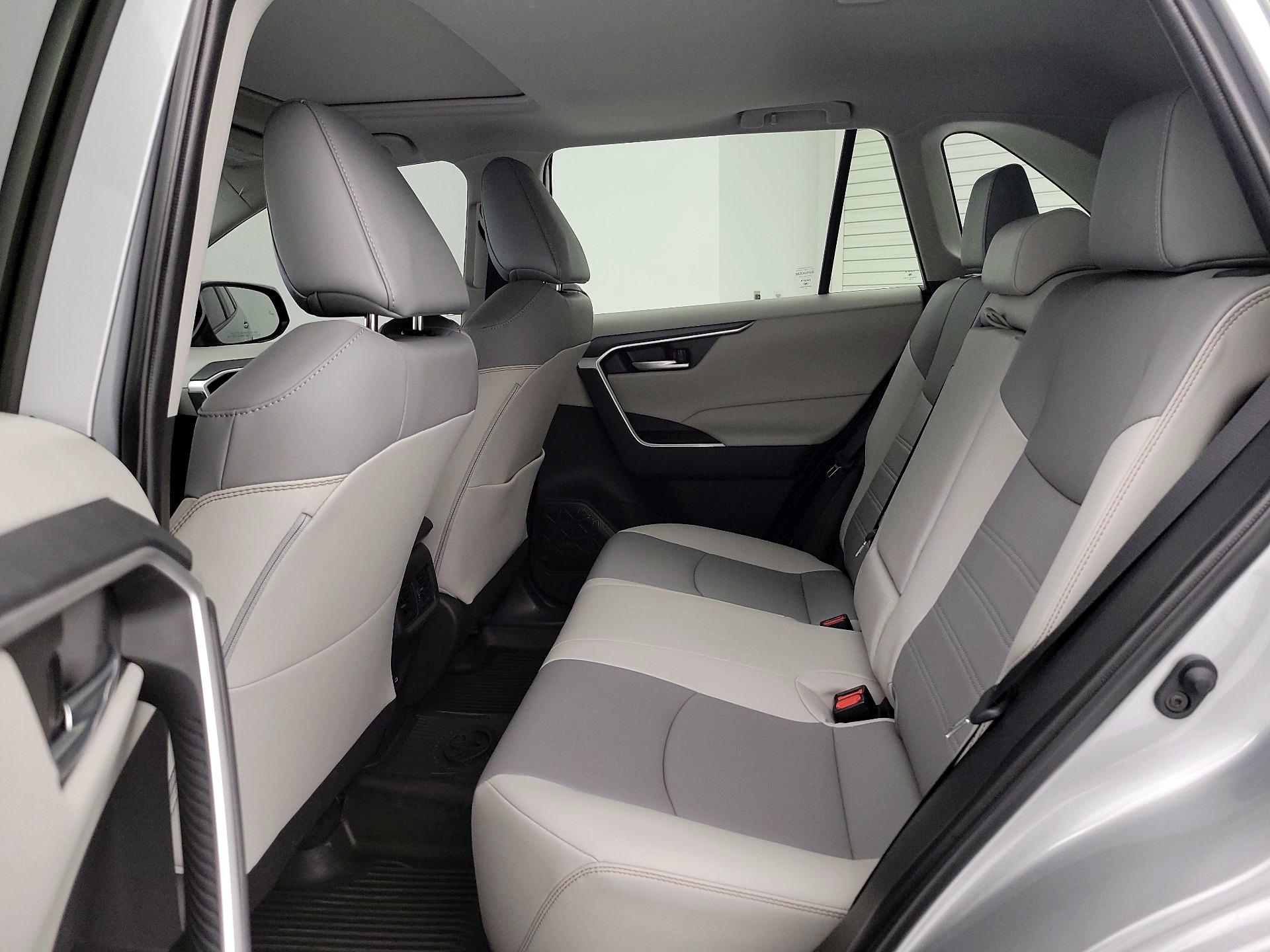 Thumbnail: 2024 Toyota RAV4 - 20