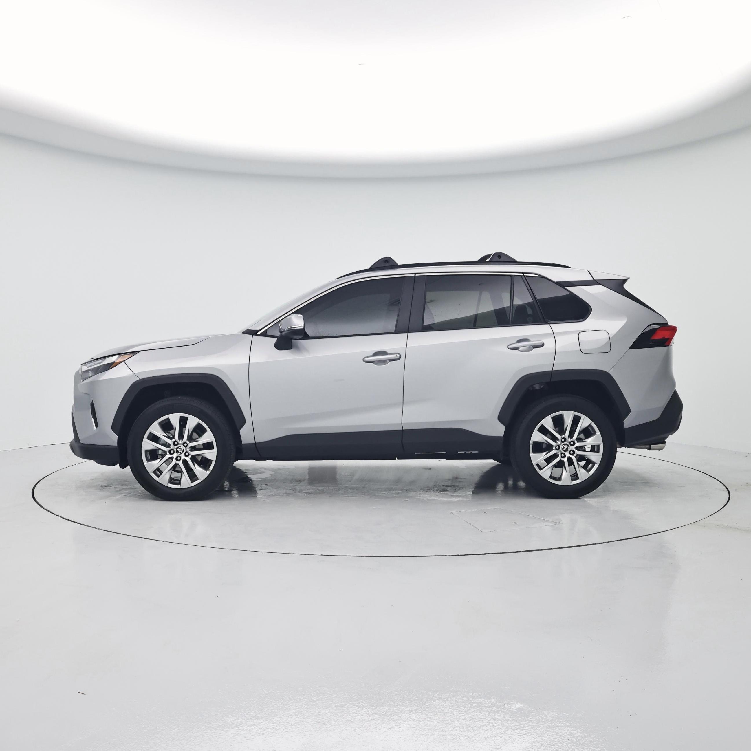 Thumbnail: 2024 Toyota RAV4 - 3