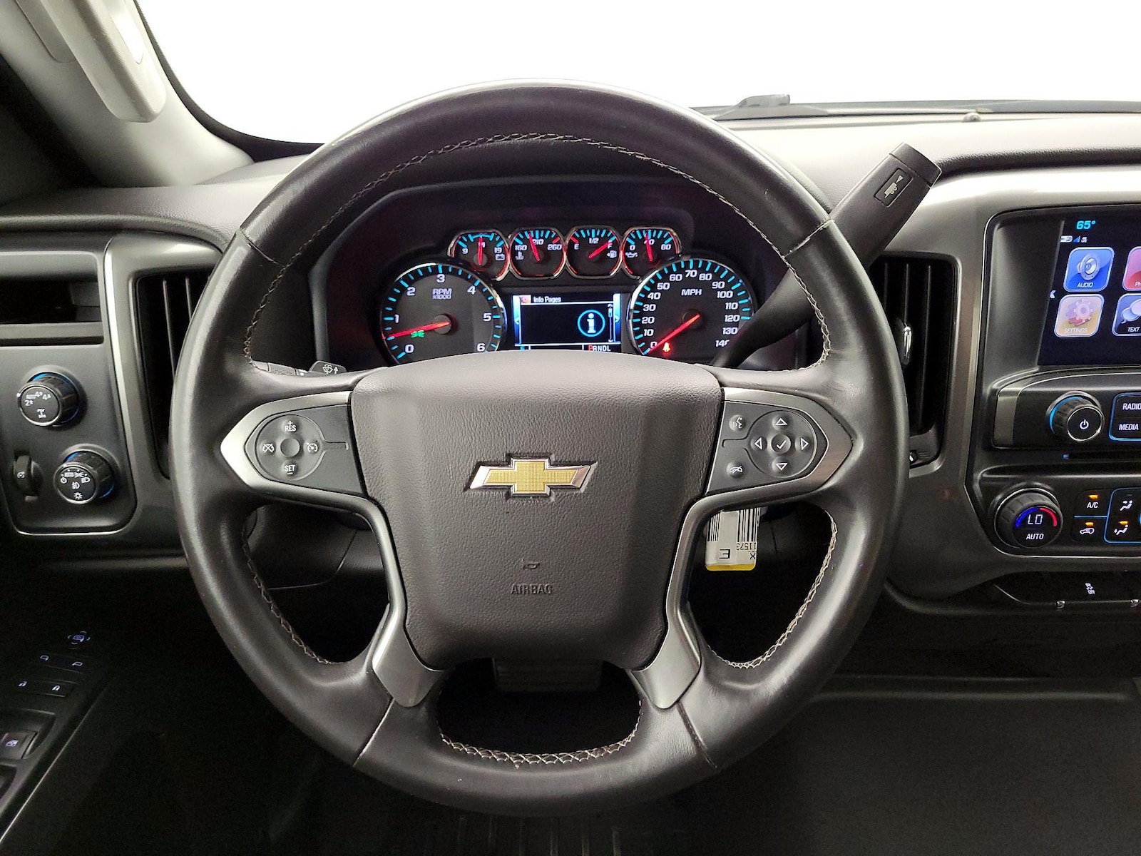 2017 Chevrolet Silverado 1500 LT - Photo 11