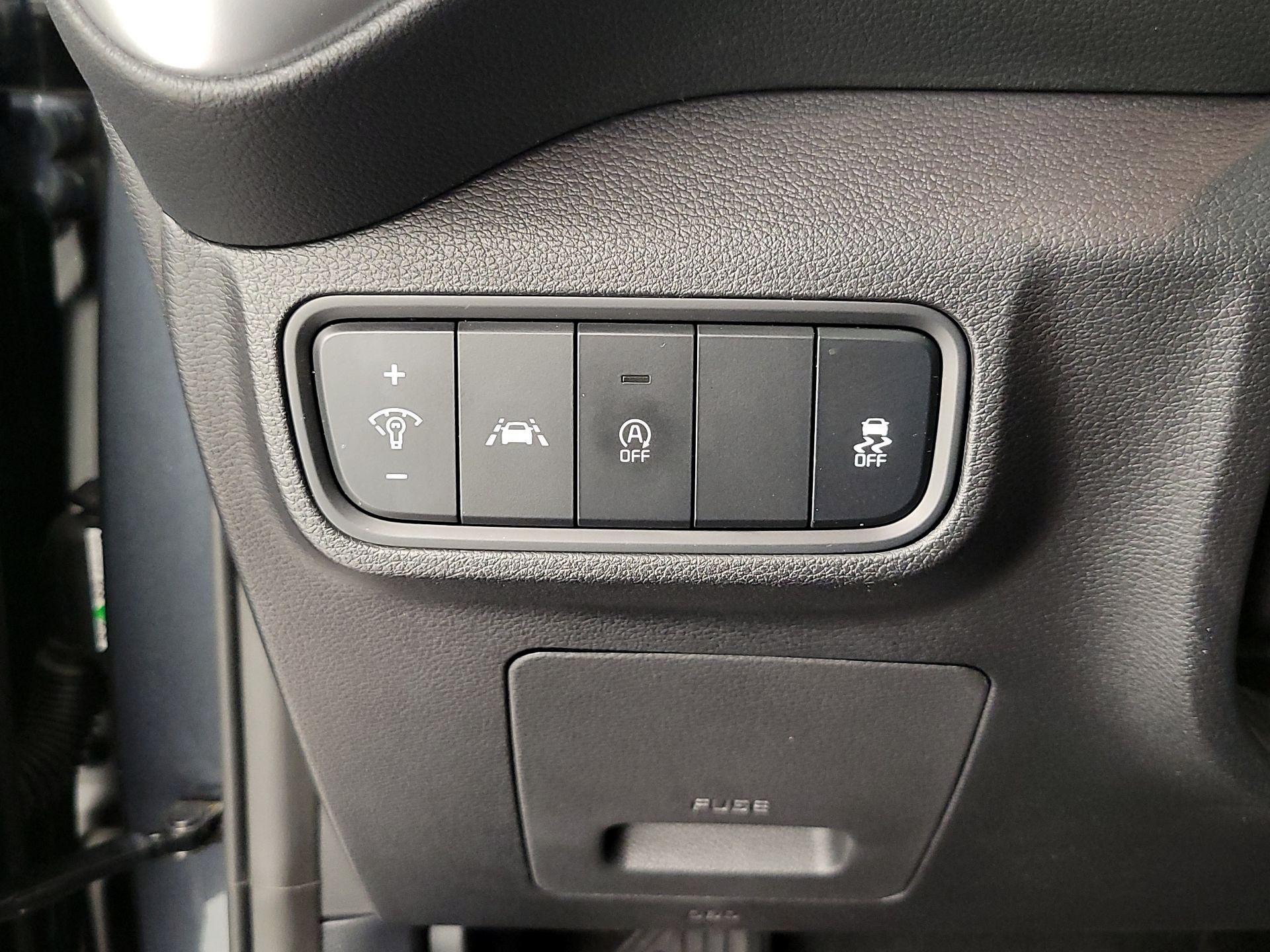 Thumbnail: 2020 Kia Soul - 13