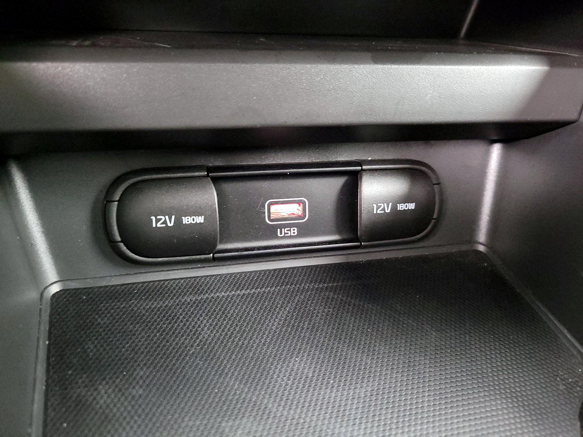 Thumbnail: 2020 Kia Soul - 18