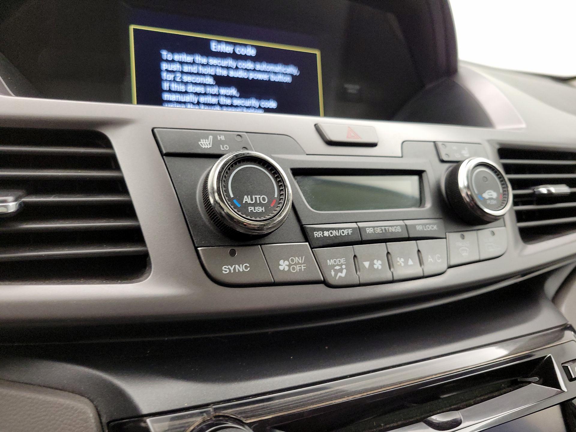 Thumbnail: 2014 Honda Odyssey - 16