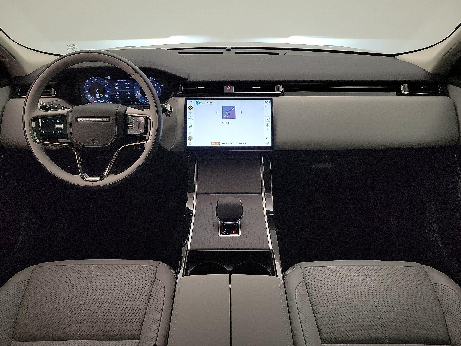 Thumbnail: 2025 Land Rover Range Rover Velar - 9