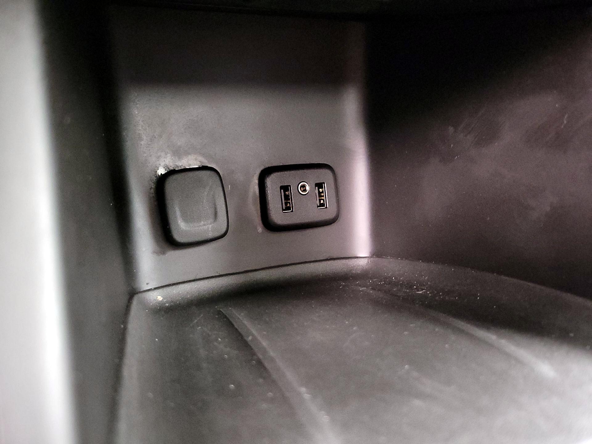 Thumbnail: 2019 GMC Acadia - 19