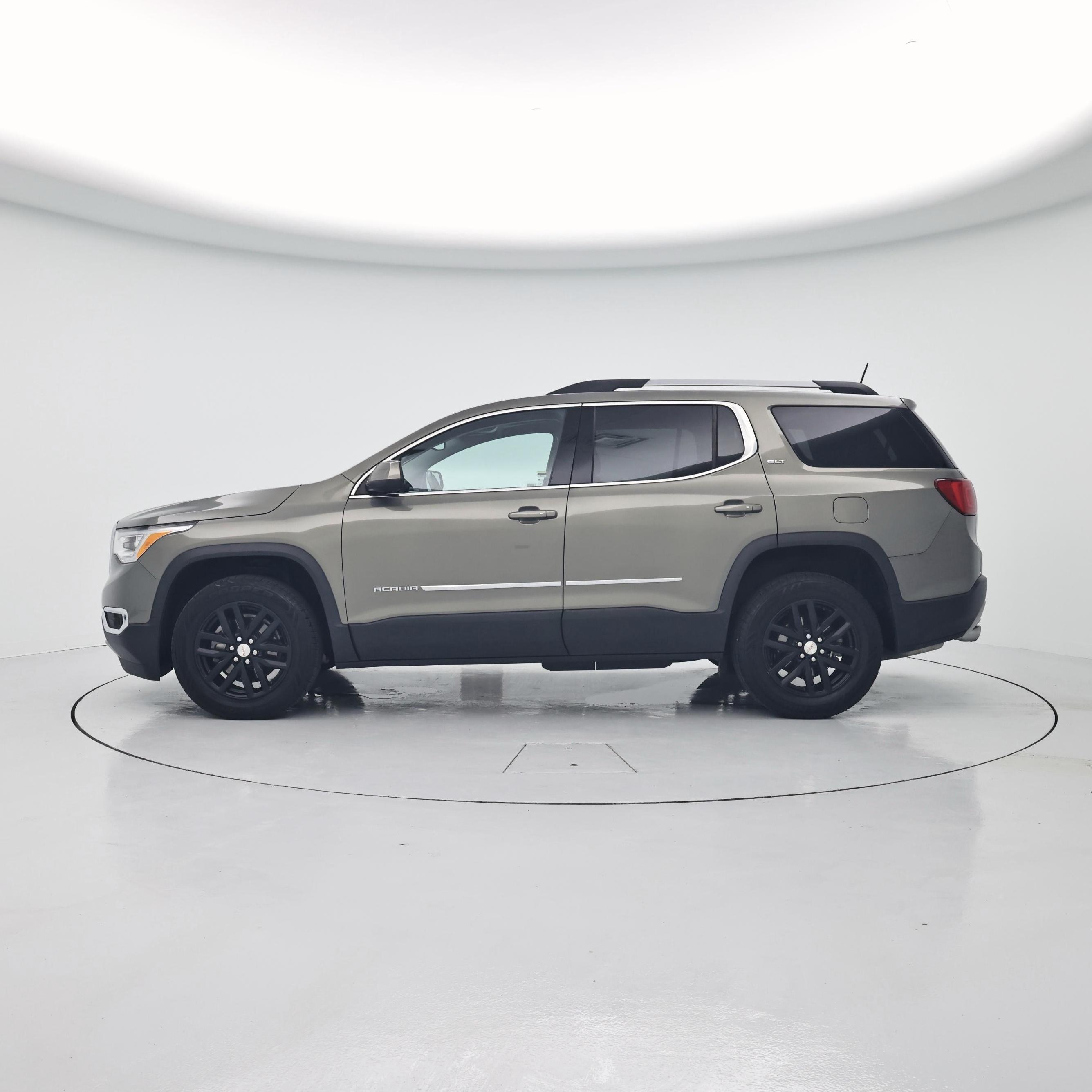 Thumbnail: 2019 GMC Acadia - 3